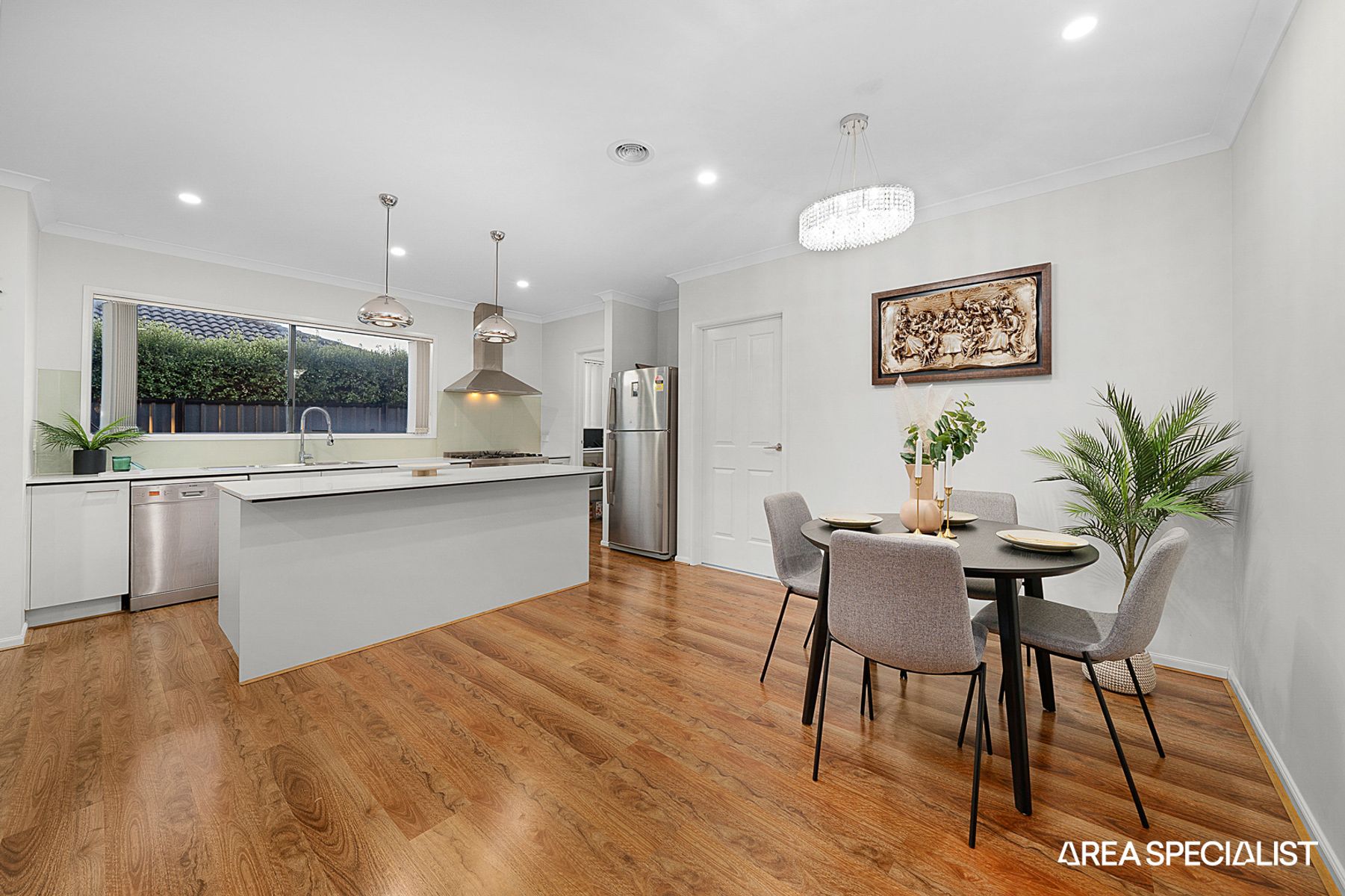 18 Calabrese Circuit, Clyde North, VIC 3978, Clyde North - Thumbnail 4