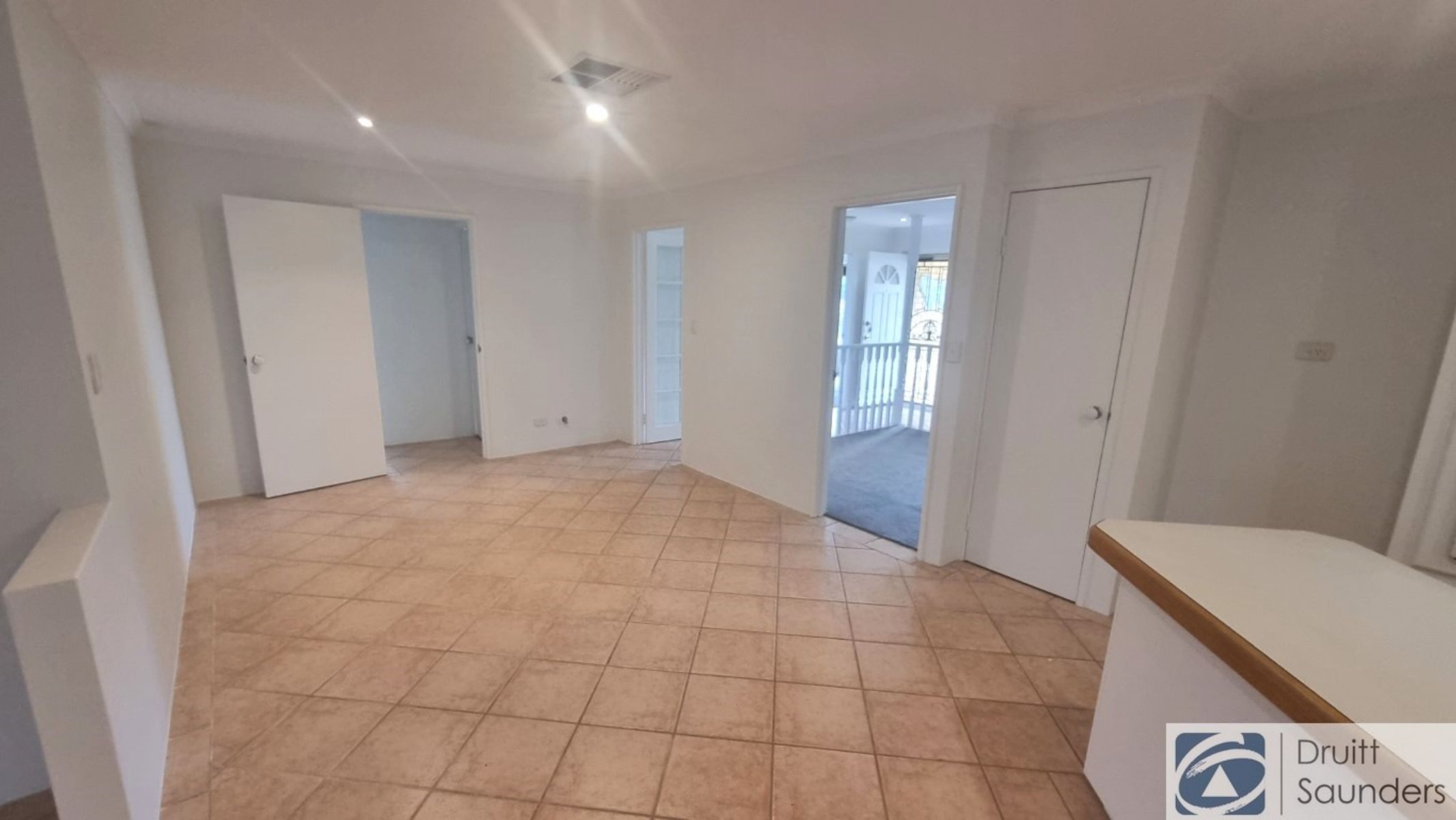 50 Dorneywood Way, Landsdale WA 6065, Landsdale - Thumbnail 7