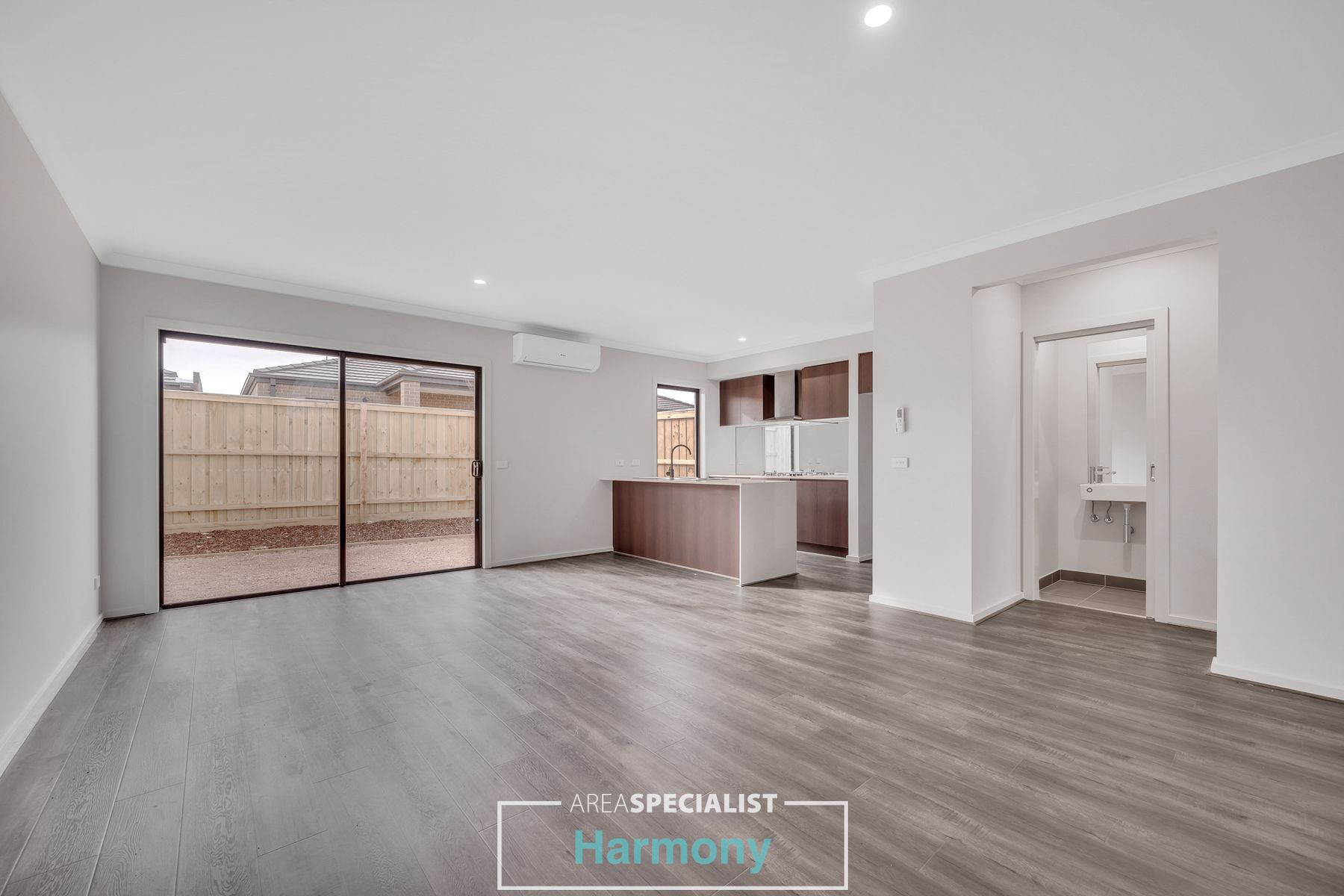 56 Chateau Promenade, Deanside, Deanside - Thumbnail 2