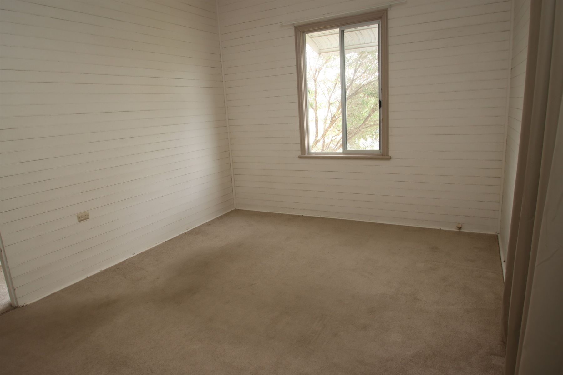 8 Erindee Avenue, Tenterfield NSW 2372, Tenterfield - Thumbnail 6