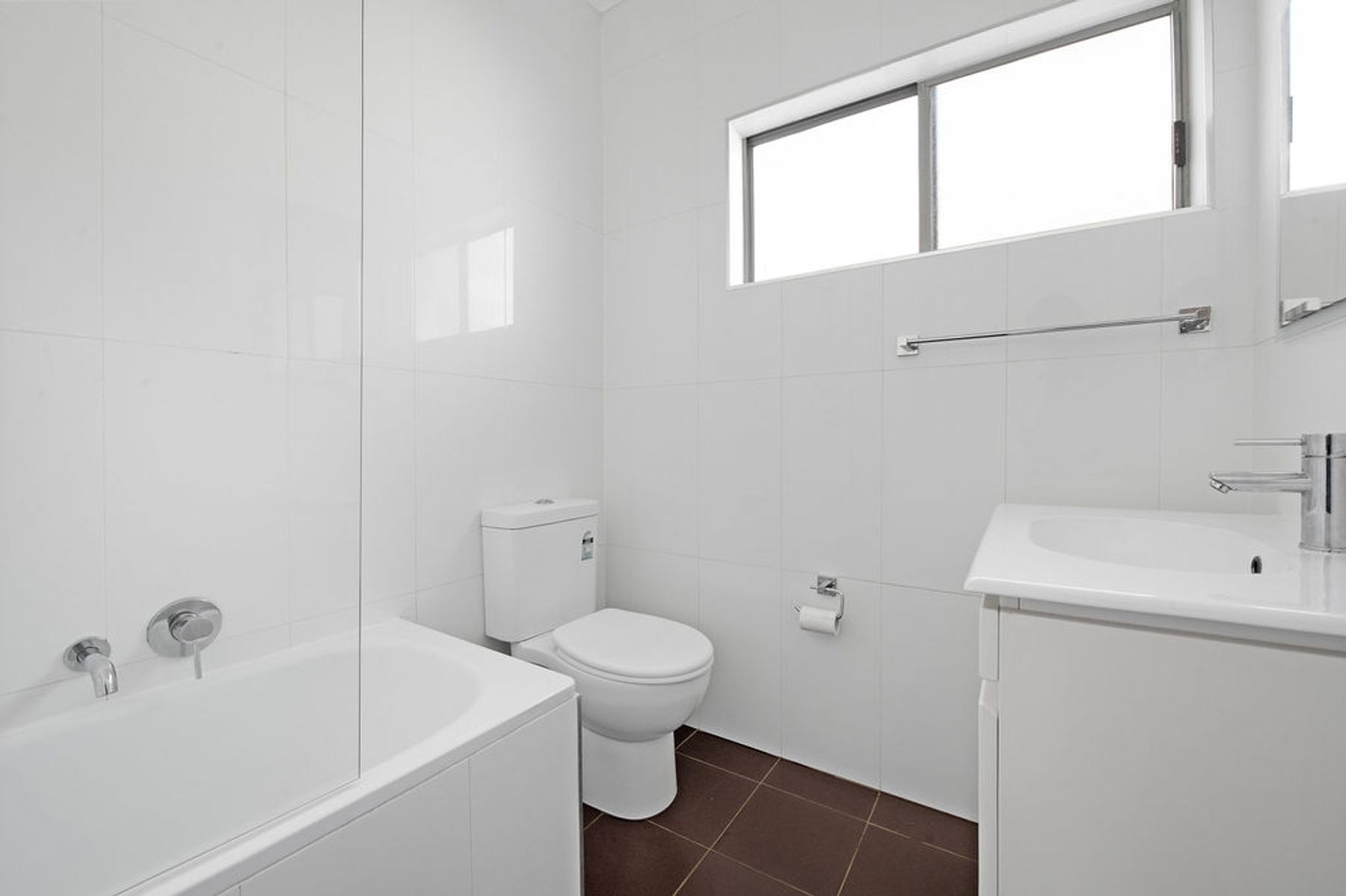 8 Picnic Point Road, Panania NSW 2213, Panania - Thumbnail 4
