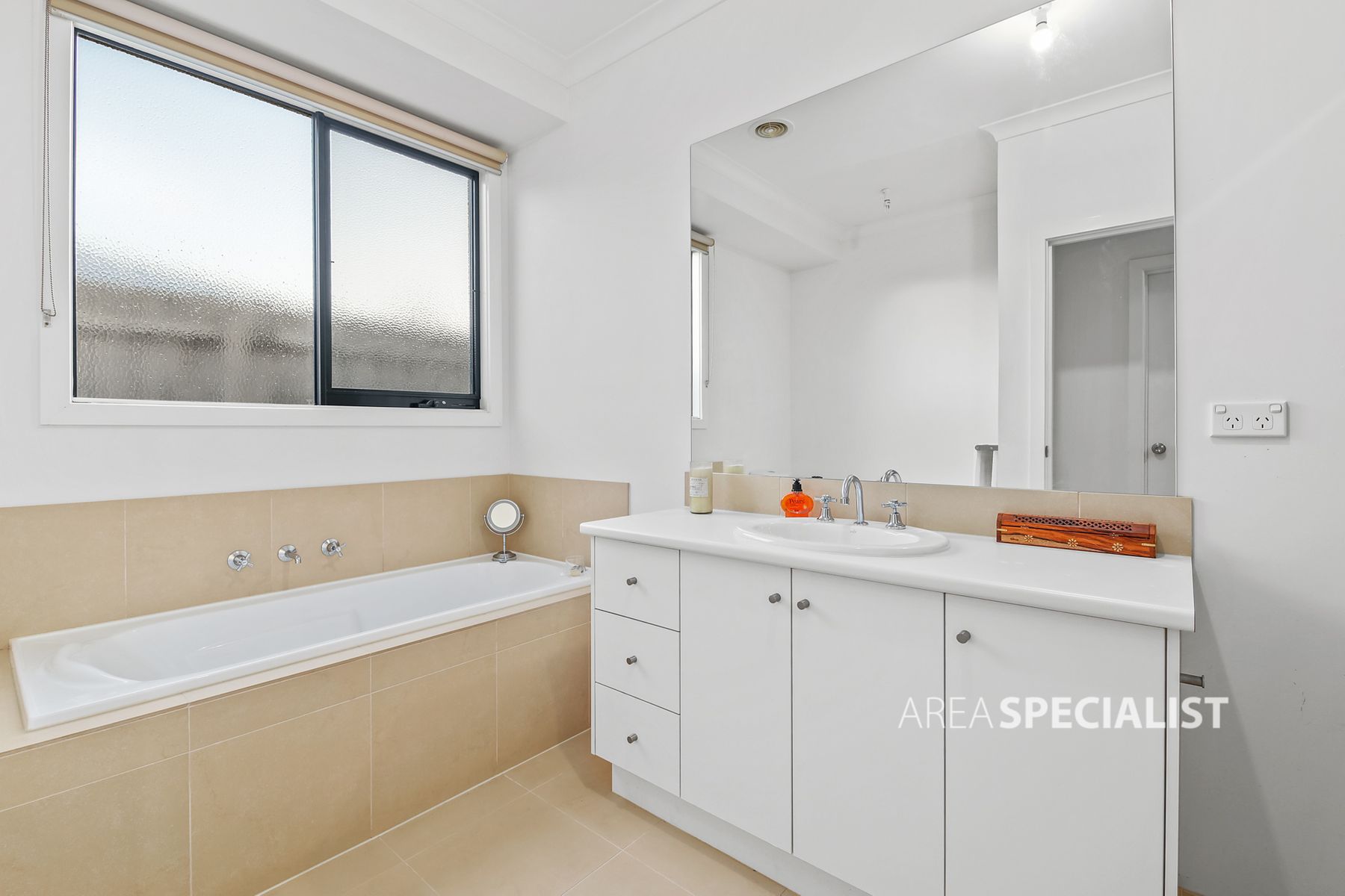 8 Damon Close, Narre Warren South, VIC 3805, Narre Warren South - Thumbnail 6