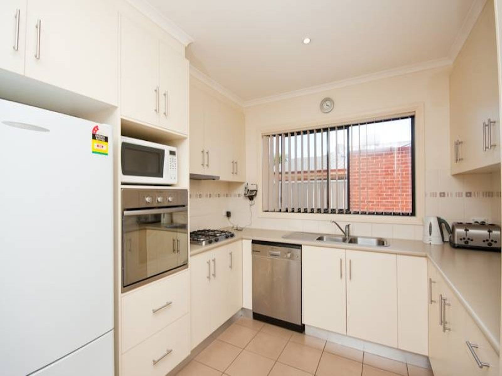 6/8 Taylor Drive, Mildura - Thumbnail 2