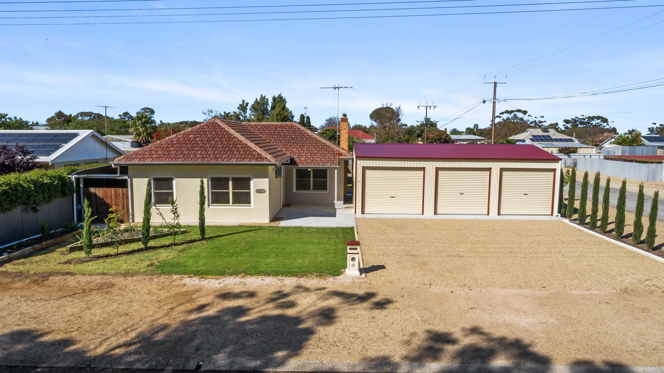 19 North Terrace, Maitland - Image 1