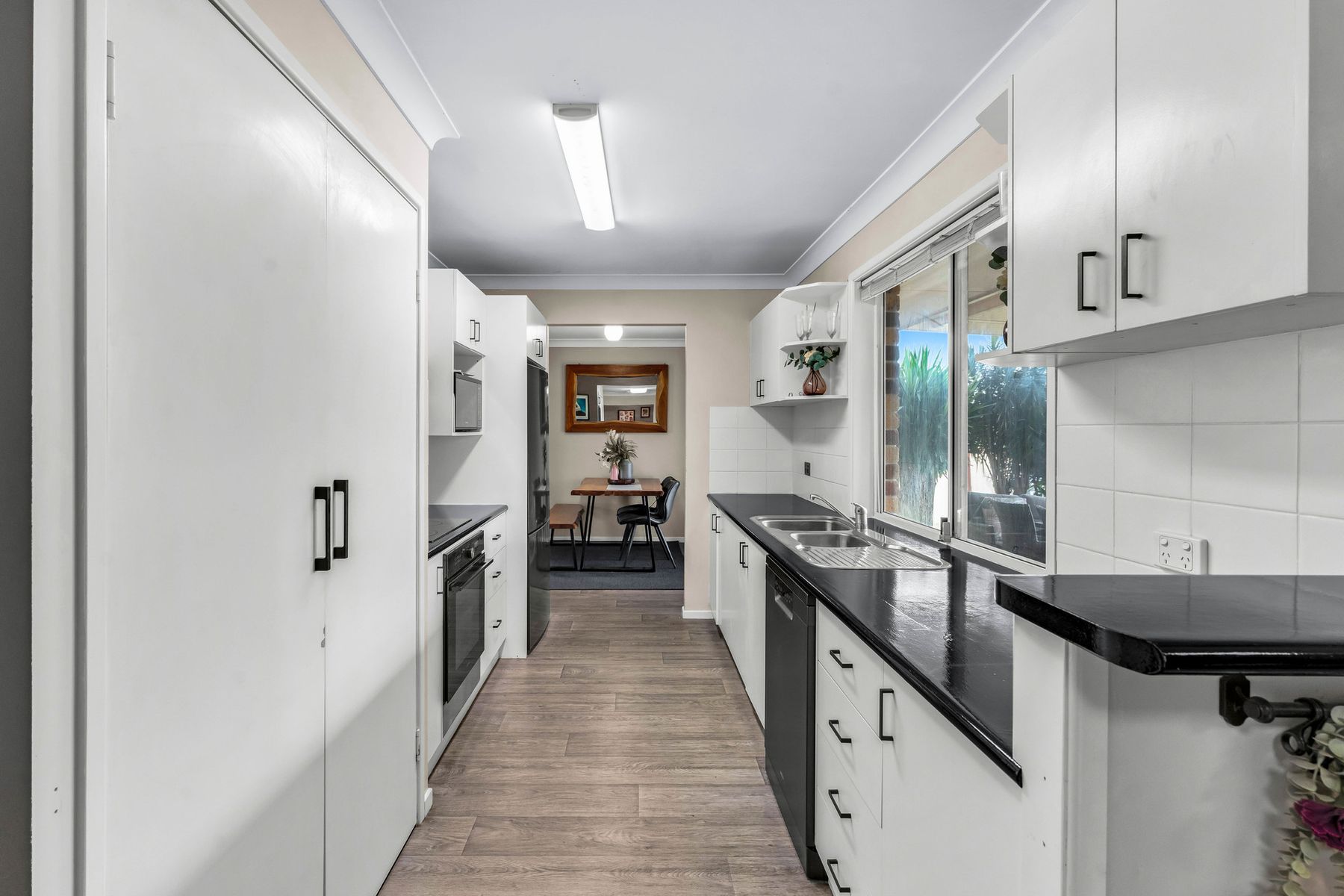 178 Emerald Drive, Regents Park QLD 4118, Regents Park - Thumbnail 3