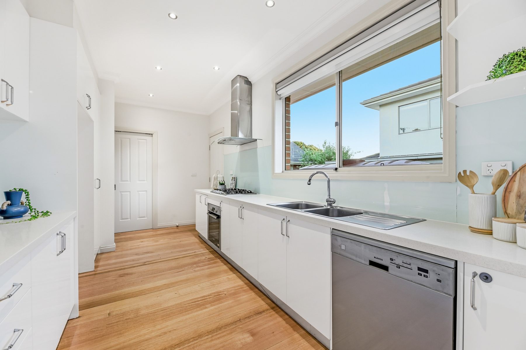 2B Begonia Street, Box Hill South, VIC 3128, Box Hill South - Thumbnail 6