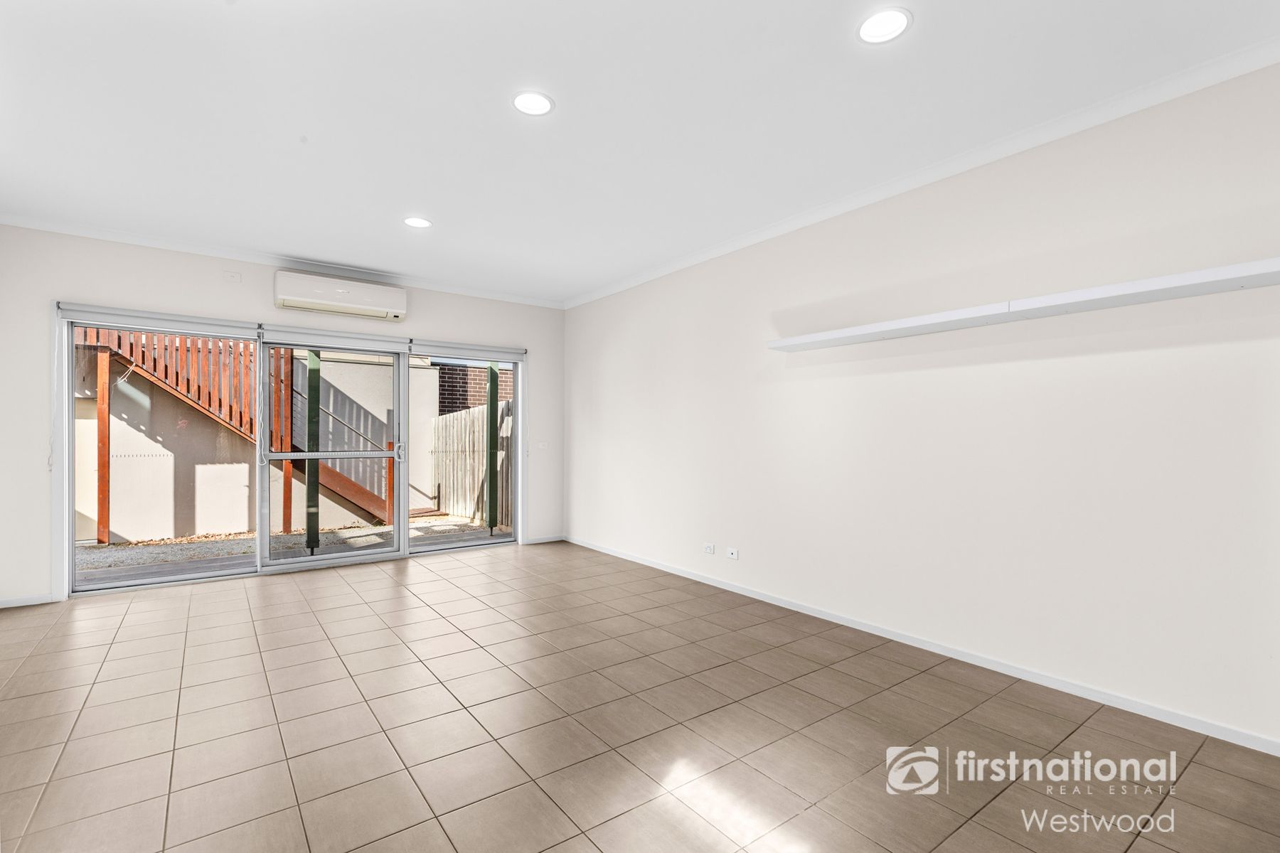67 Barron Street, Tarneit VIC 3029, Tarneit - Thumbnail 3