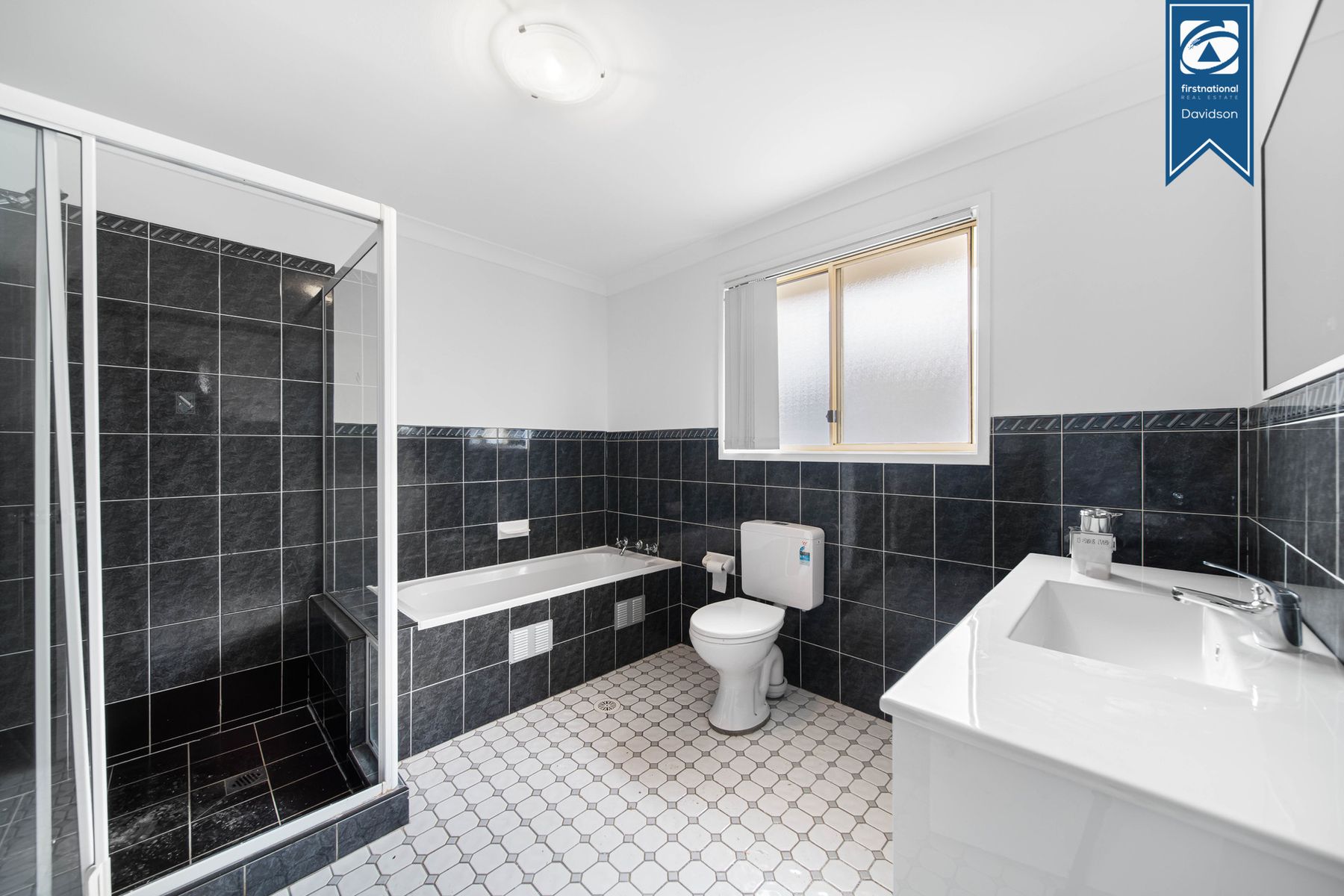 2/9 Stewart Avenue, Hammondville NSW 2170, Hammondville - Thumbnail 8