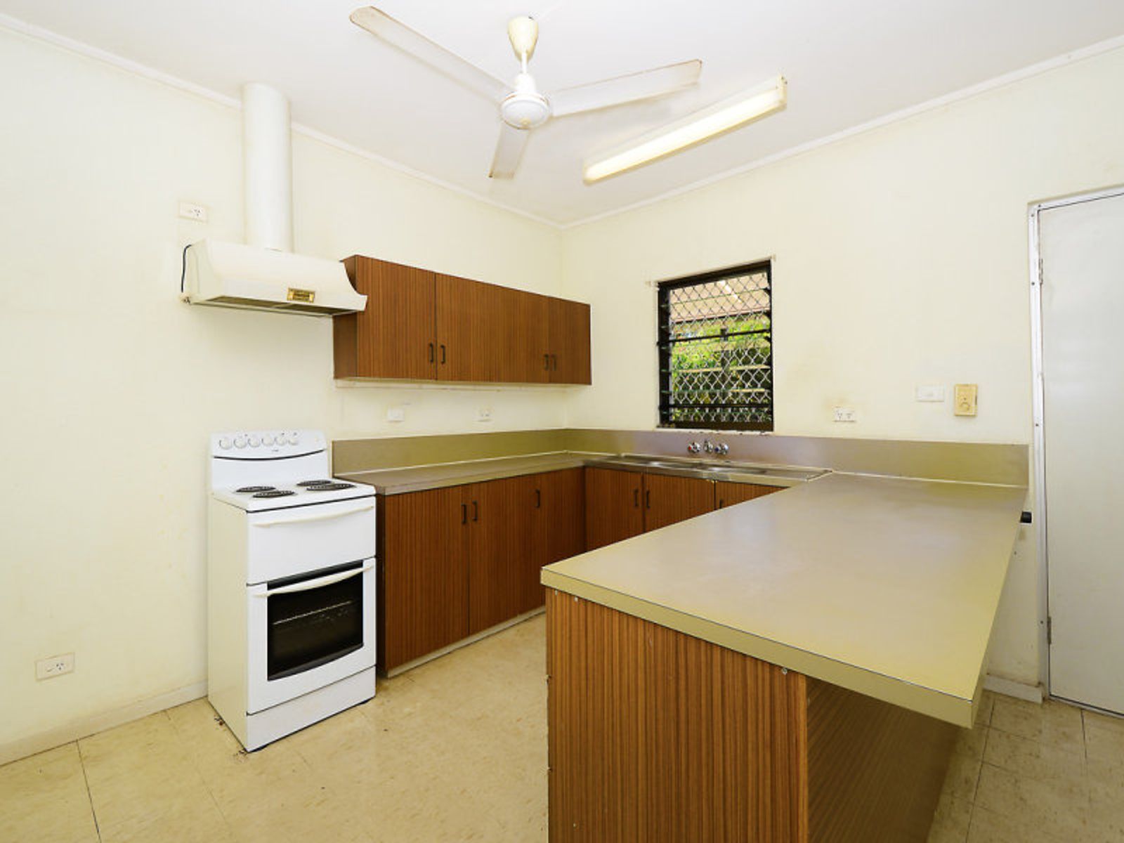 33 Oriole Street, Wulagi NT 0812, Wulagi - Thumbnail 3