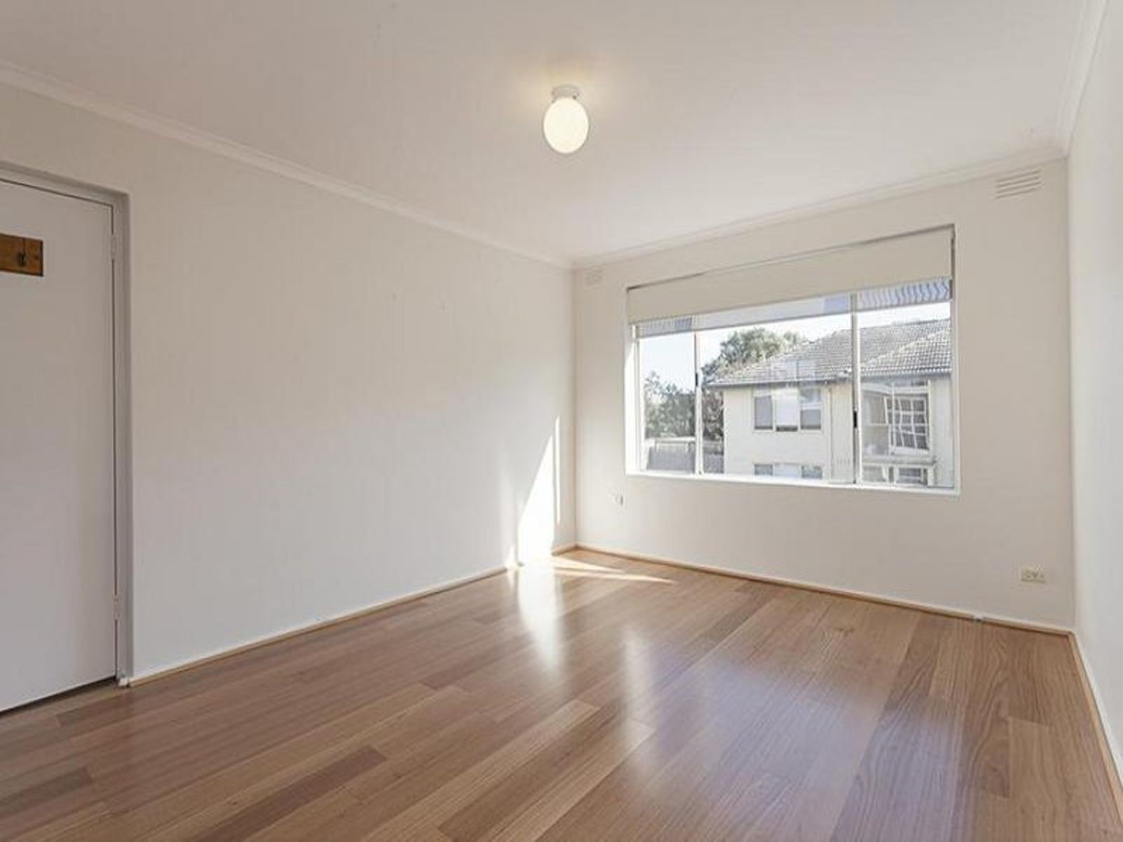 8/5 Simpson Street, Northcote, VIC 3070, Northcote - Thumbnail 2