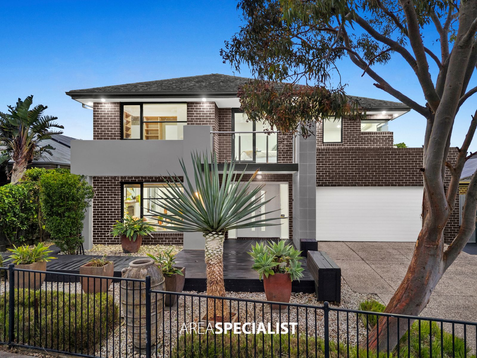 22 Carbine Way, Lyndhurst - Image 1