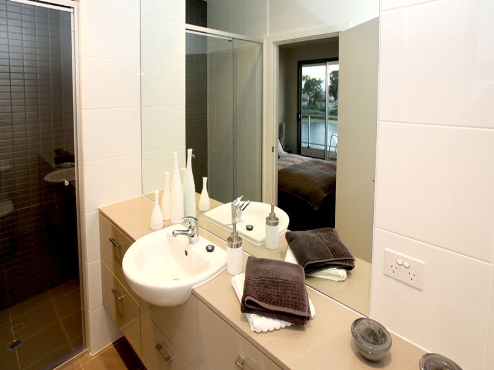 1/21, Mawson Lakes - Thumbnail 3