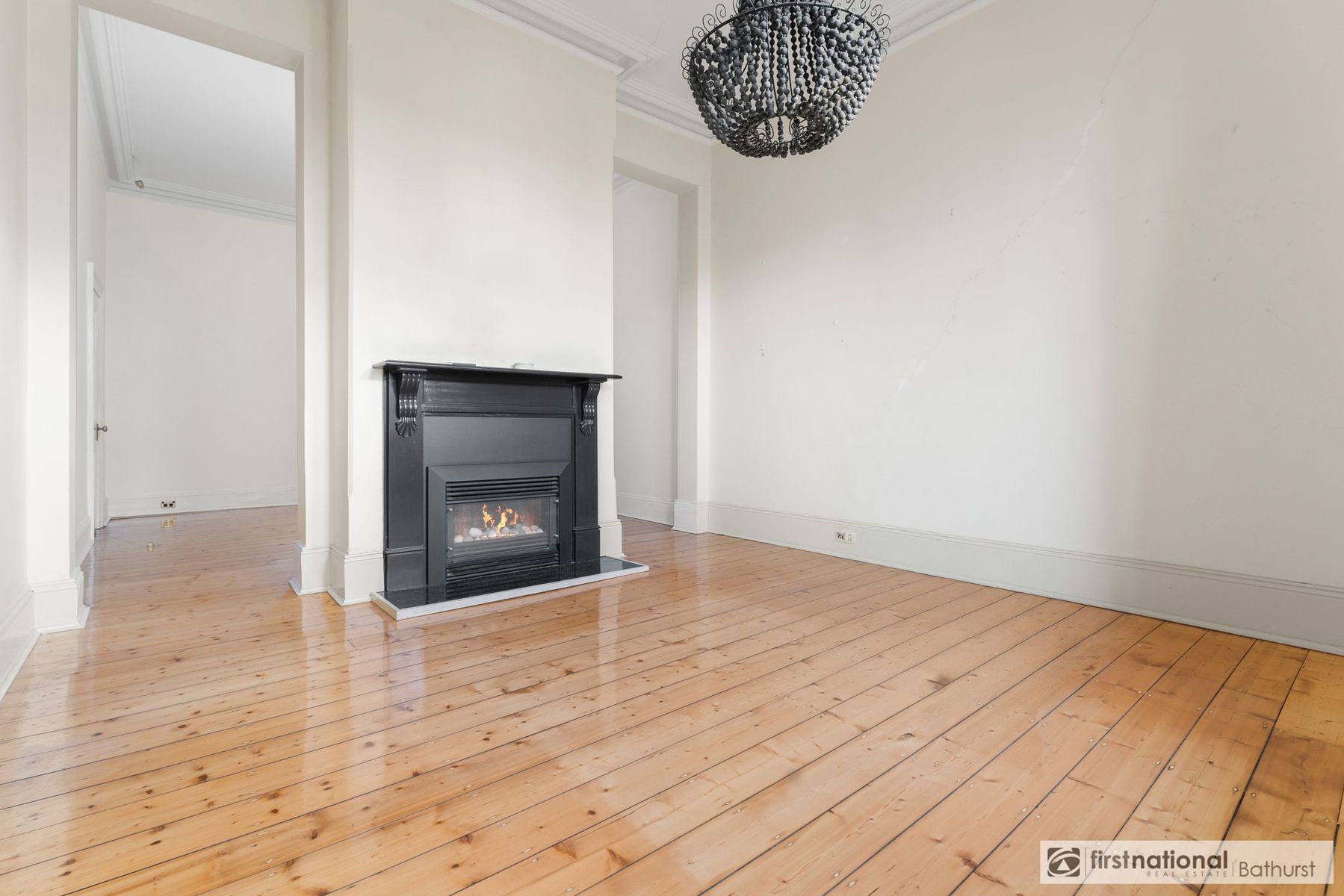 54 Bentinck Street, Bathurst NSW 2795, Bathurst - Thumbnail 2