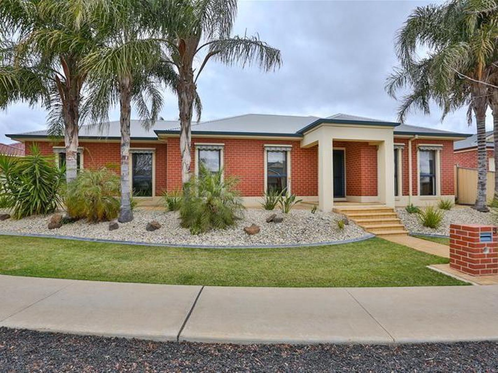 3 Ularara Drive