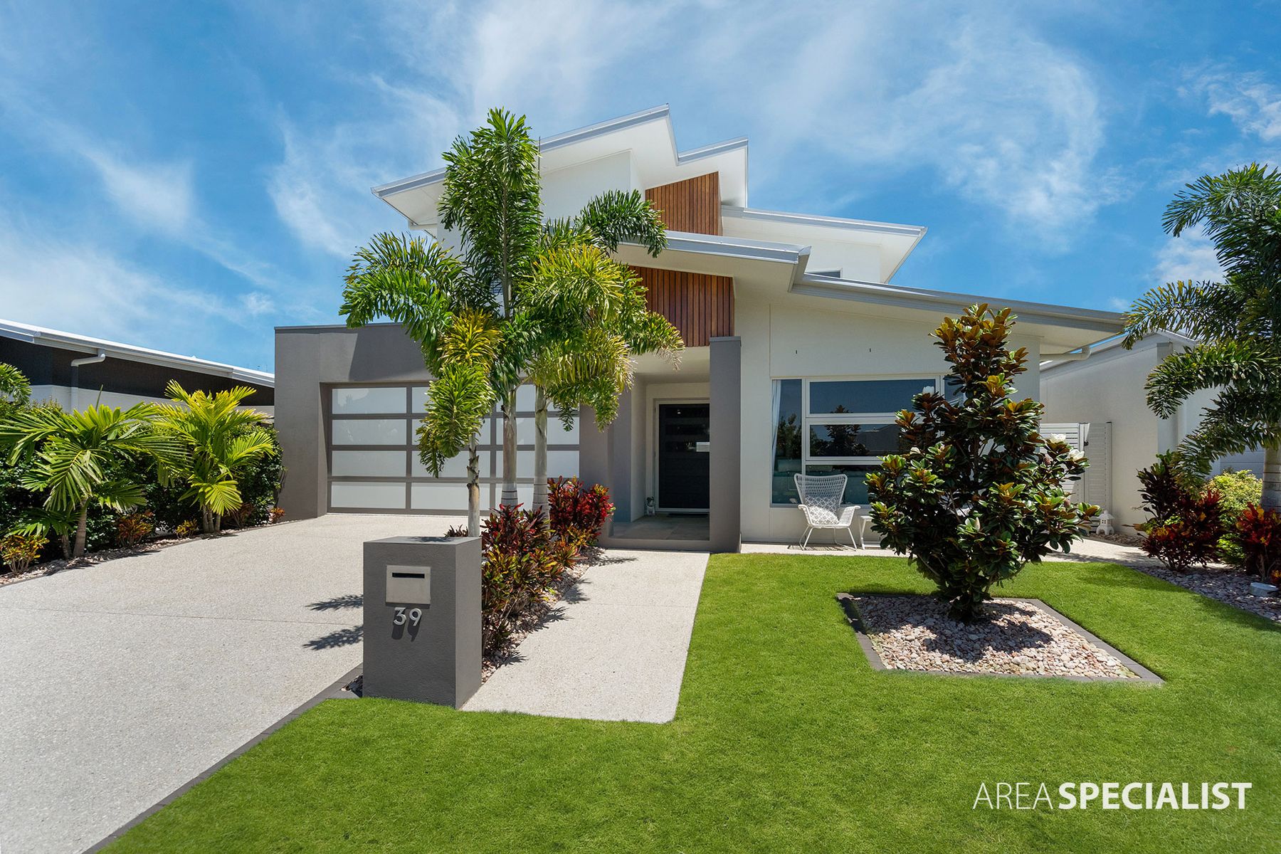 39 Moreton Drive, Jacobs Well, QLD 4208, Jacobs Well - Thumbnail 2