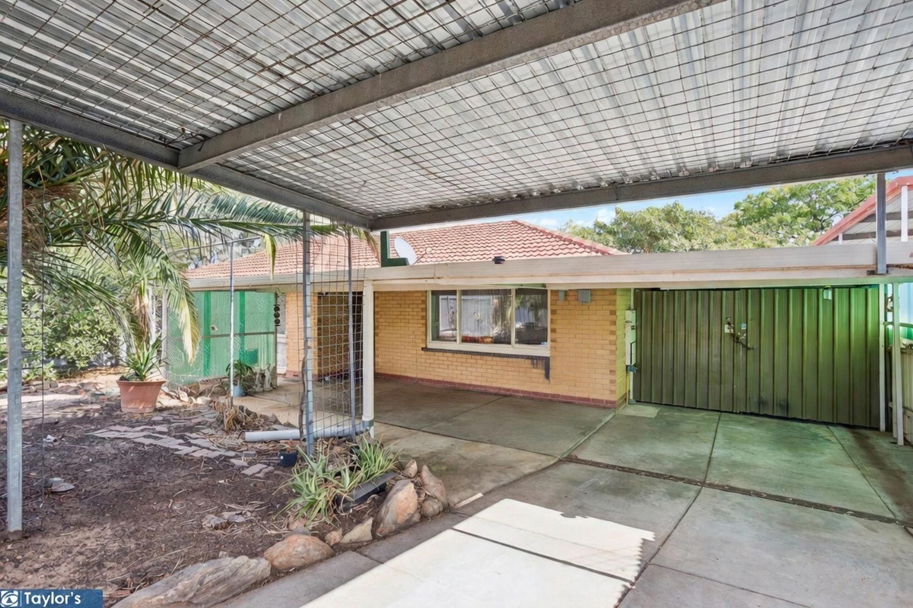 33 Blaxland Avenue, Ingle Farm SA 5098, Ingle Farm - Image 1