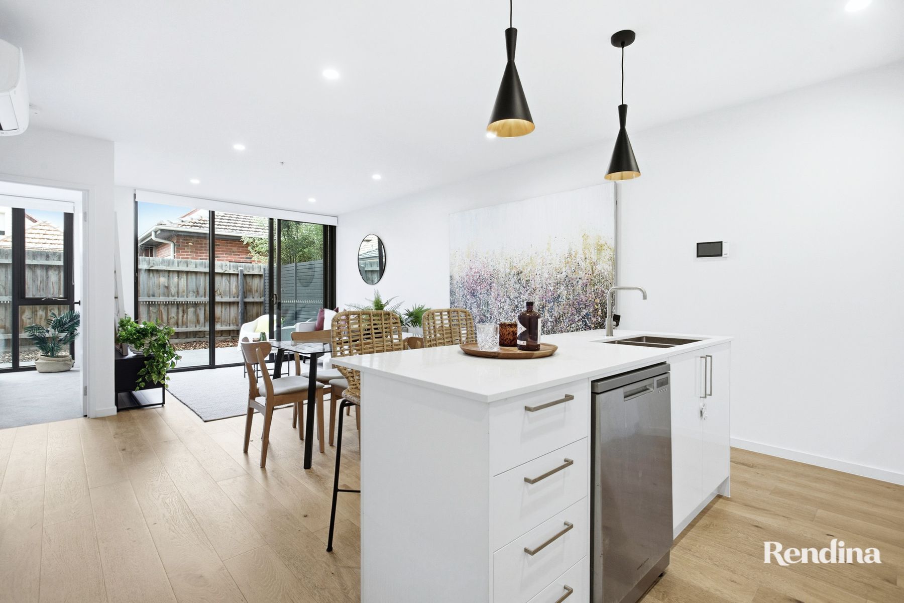8/146 Cooper Street, Essendon - Thumbnail 2