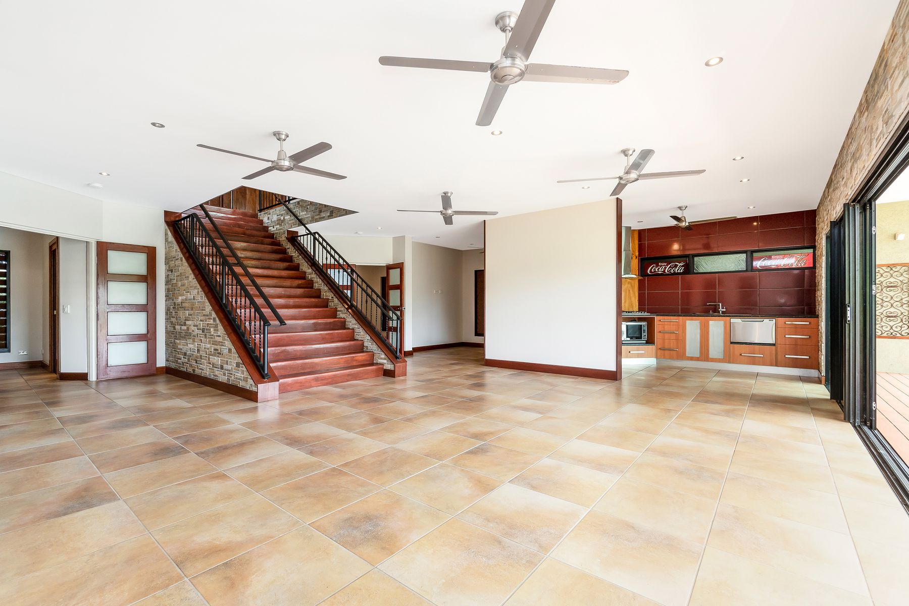8 Helvetius Court, Durack NT 0830, Durack - Thumbnail 2