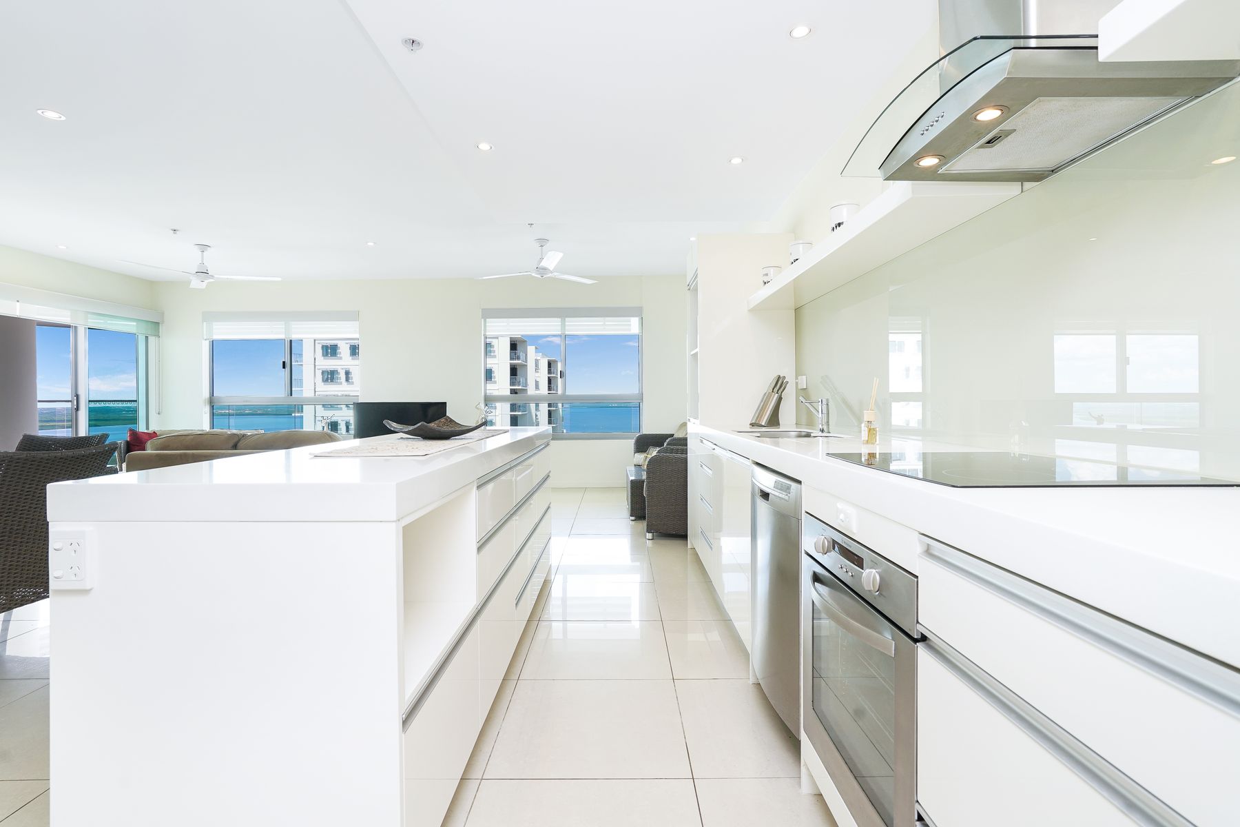 2506/43E Knuckey Street, Darwin City, NT 0800, Darwin City - Thumbnail 2