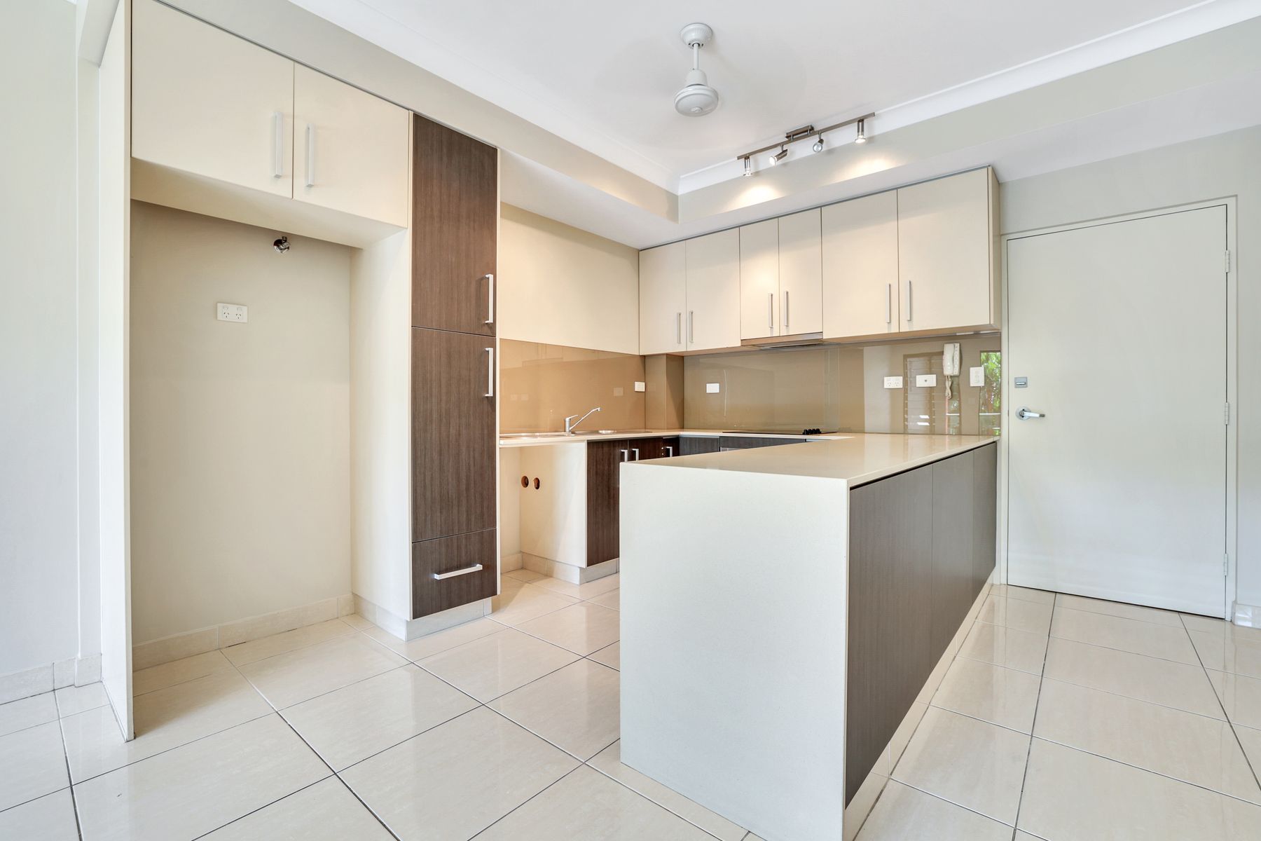 2/16 Hickory Street, Nightcliff NT 0810, Nightcliff - Thumbnail 3