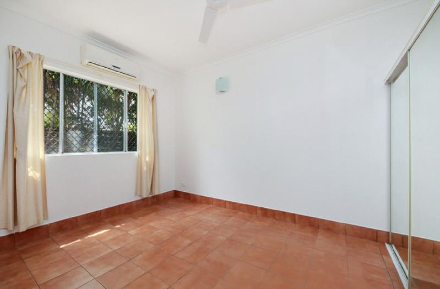 2/140 Dickward Drive, Coconut Grove NT 0810, Coconut Grove - Thumbnail 7
