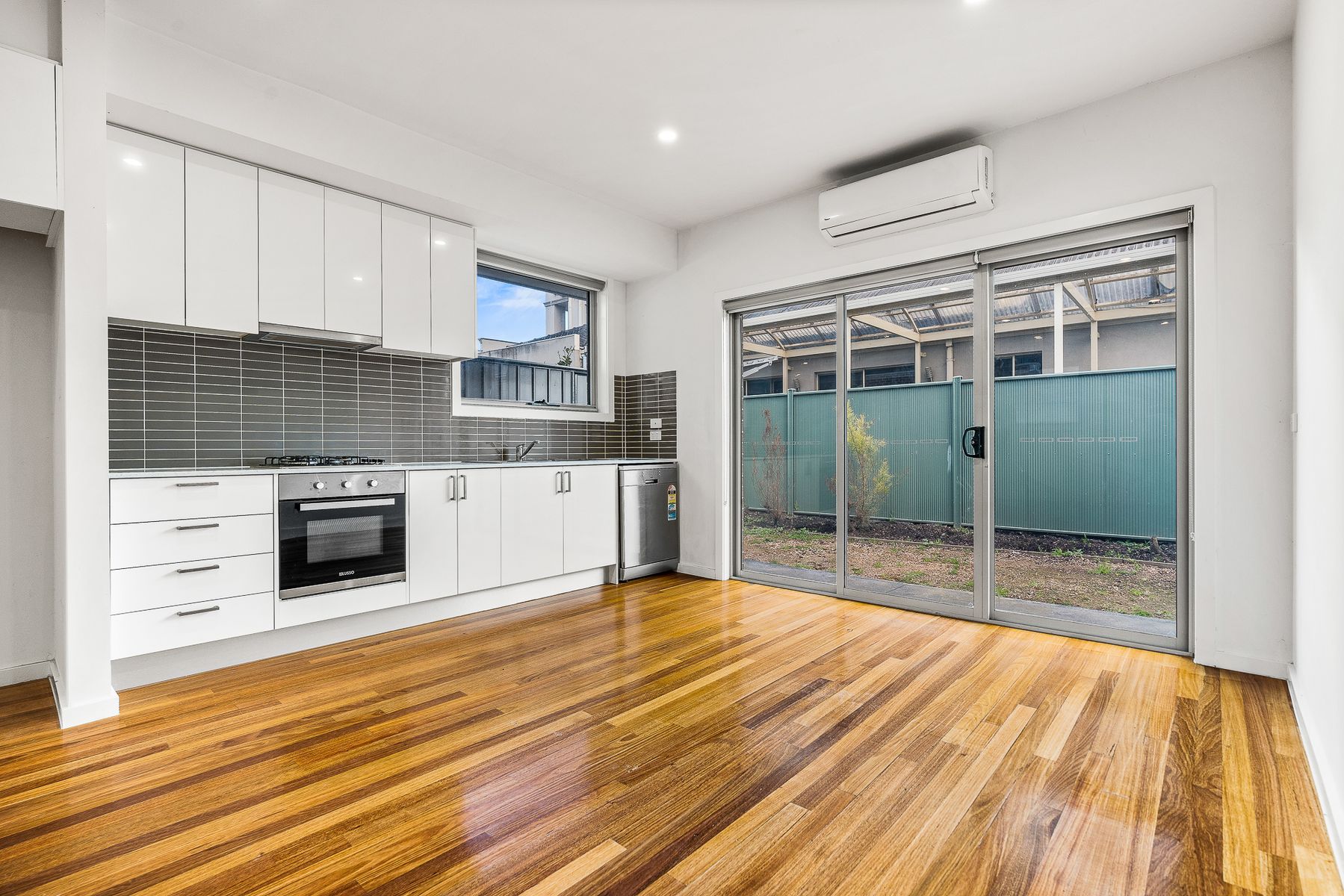 2/60 St Andrews Drive, Sunshine North, VIC 3020, Sunshine North - Thumbnail 4