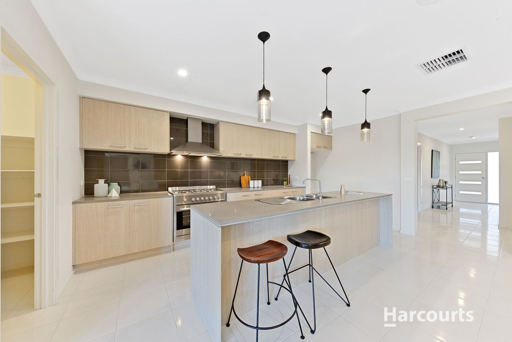 38 Voyager Drive, Fraser Rise, VIC 3336, Fraser Rise - Thumbnail 4