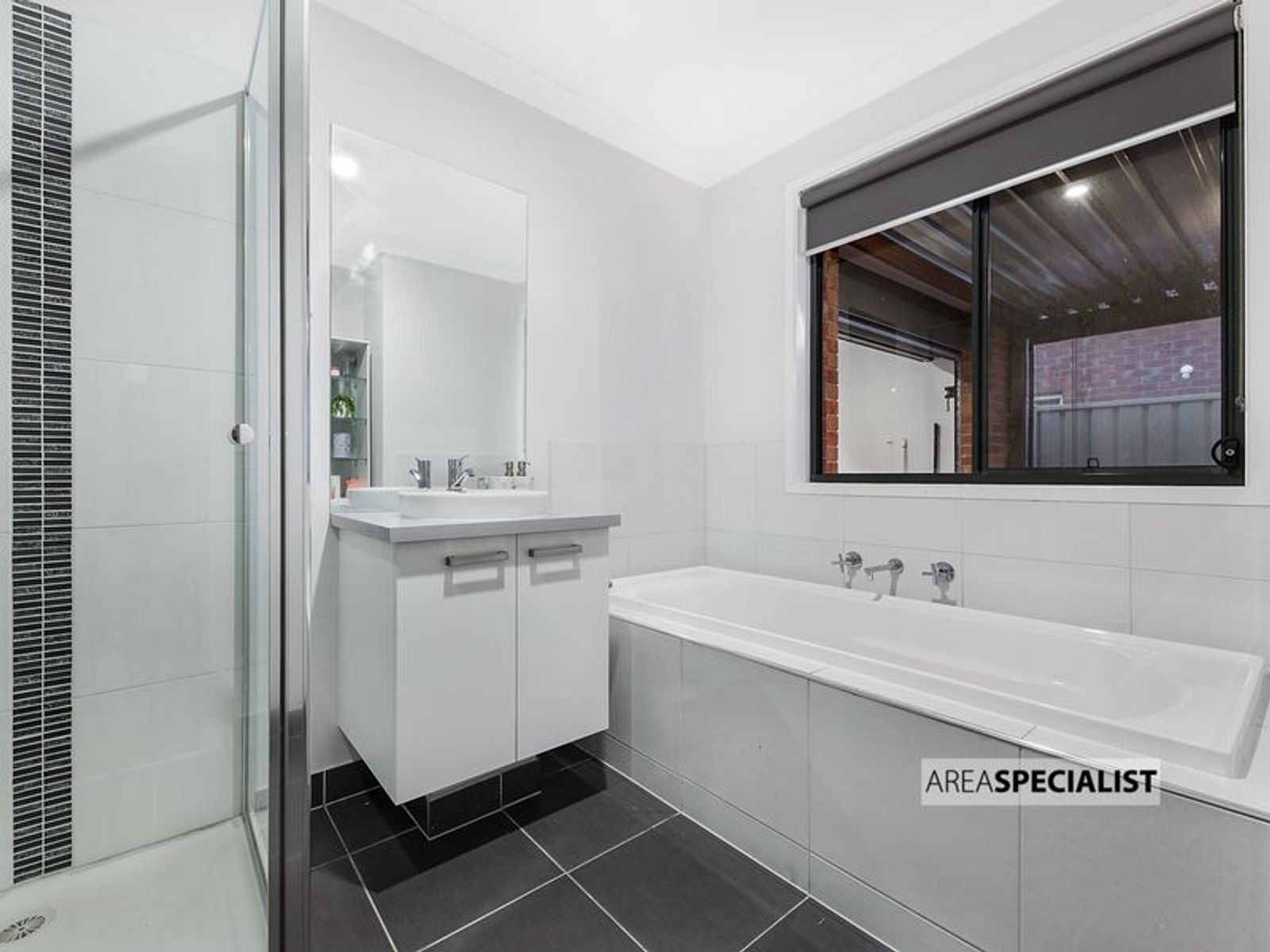 3 Braestar Street, Cranbourne, VIC 3977, Cranbourne - Thumbnail 3