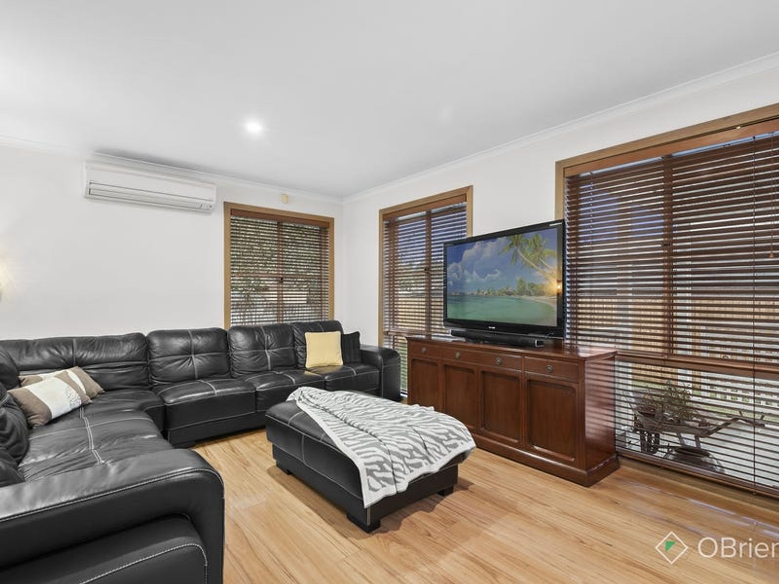 10 Maryrose Crescent, Endeavour Hills, VIC 3802, Endeavour Hills - Thumbnail 7