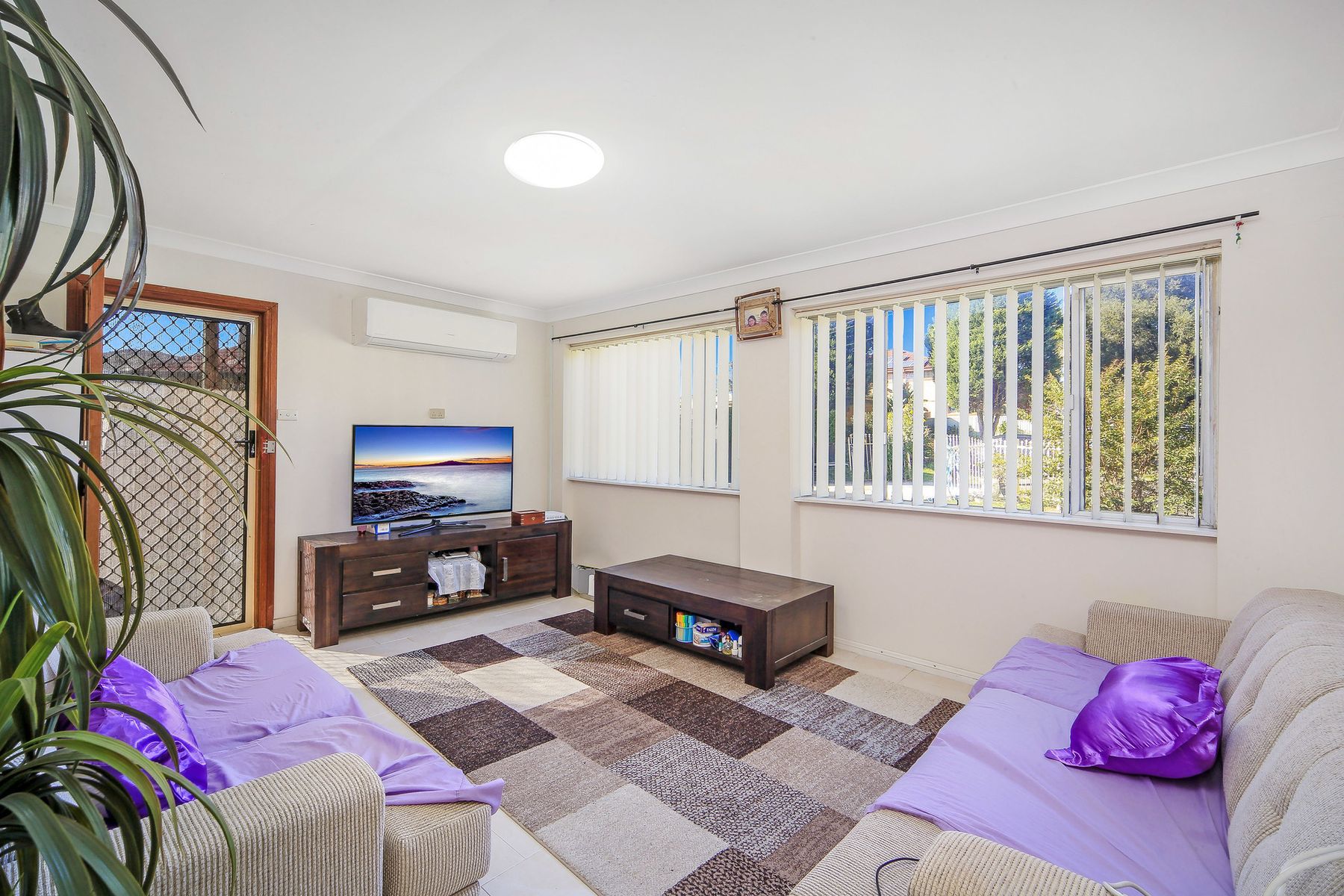 11 Dalmatia Street, Carramar NSW 2163, Carramar - Thumbnail 4