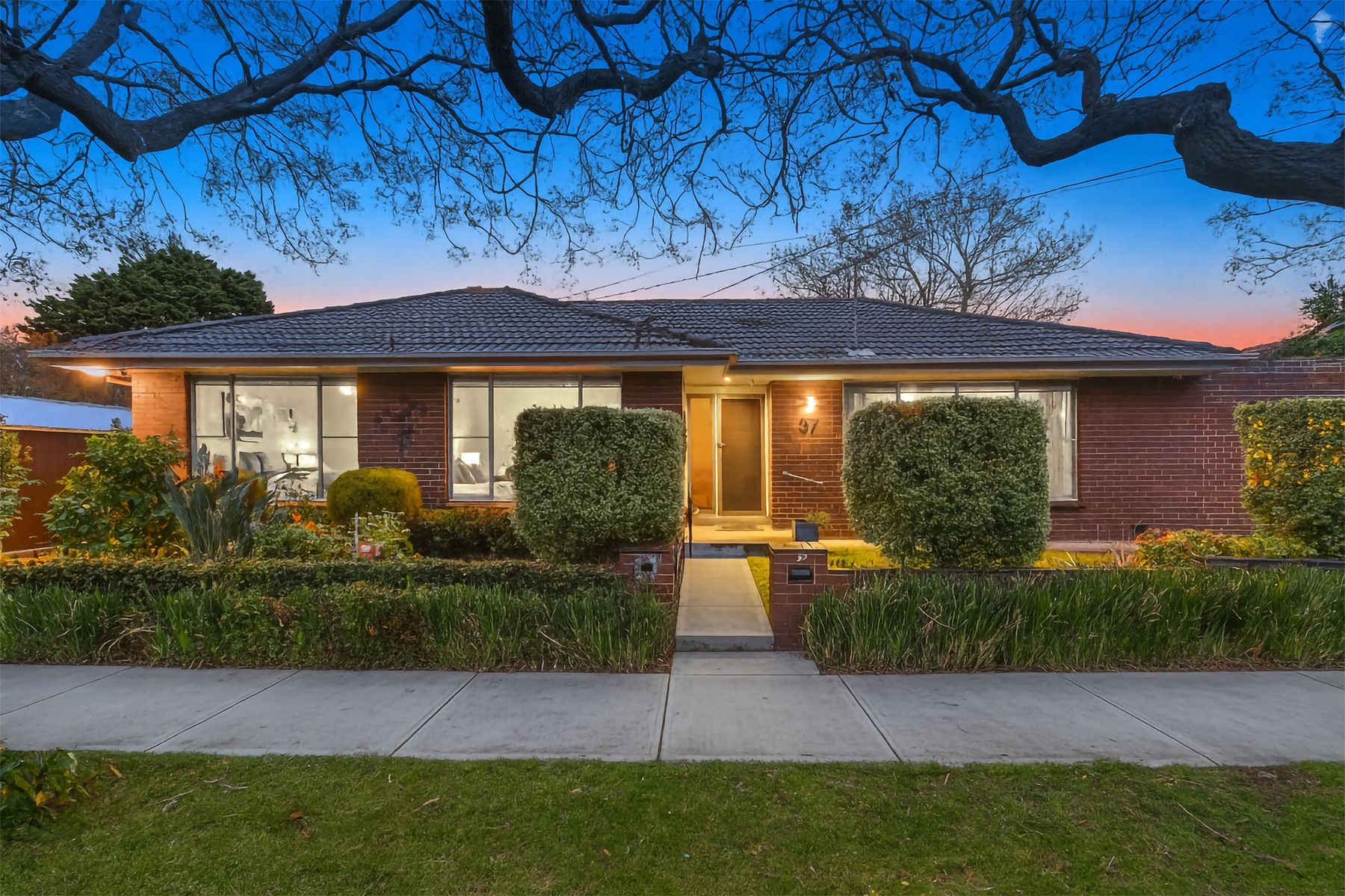 37 Gordon Ave, Oakleigh East, VIC 3166, Oakleigh East - Thumbnail 2