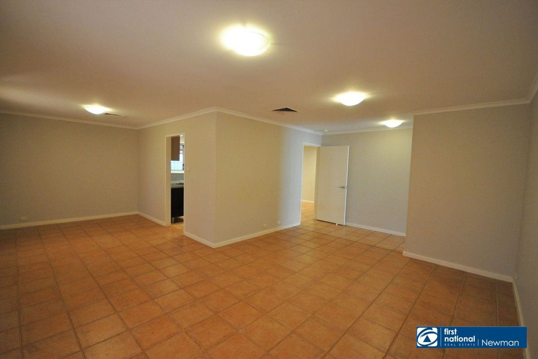 32 Giles Avenue, Newman WA 6753, Newman - Thumbnail 7