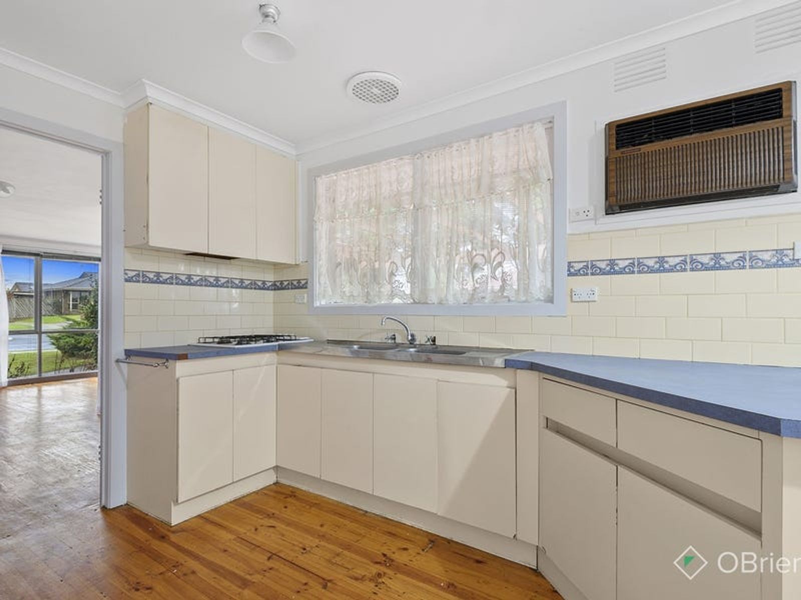 33 John Fawkner Drive, Endeavour Hills, VIC 3802, Endeavour Hills - Thumbnail 4