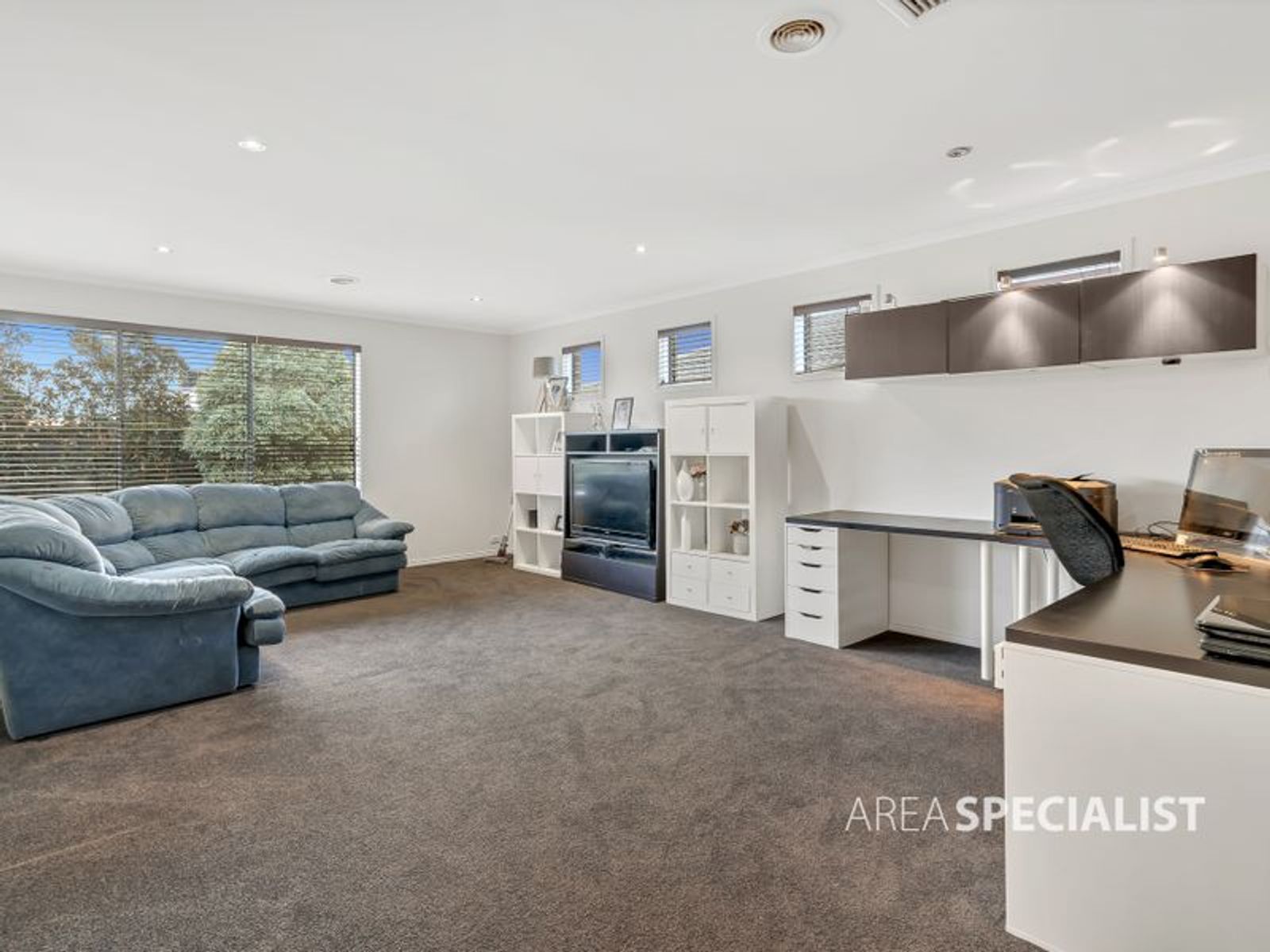 4 WALDEN COURT, Cranbourne North, VIC 3977, Cranbourne North - Thumbnail 8
