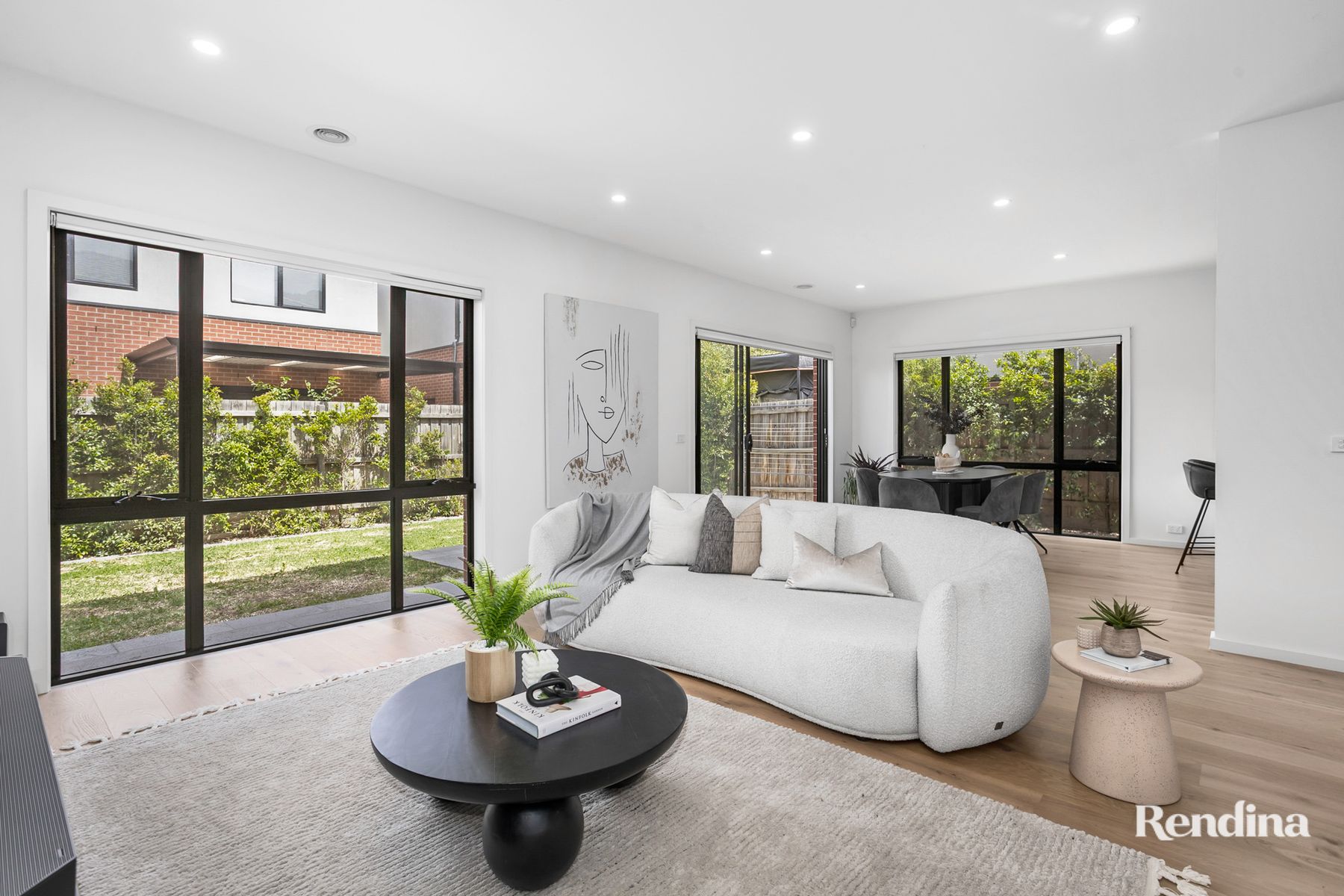 13 Westminster Drive, Avondale Heights - Thumbnail 2