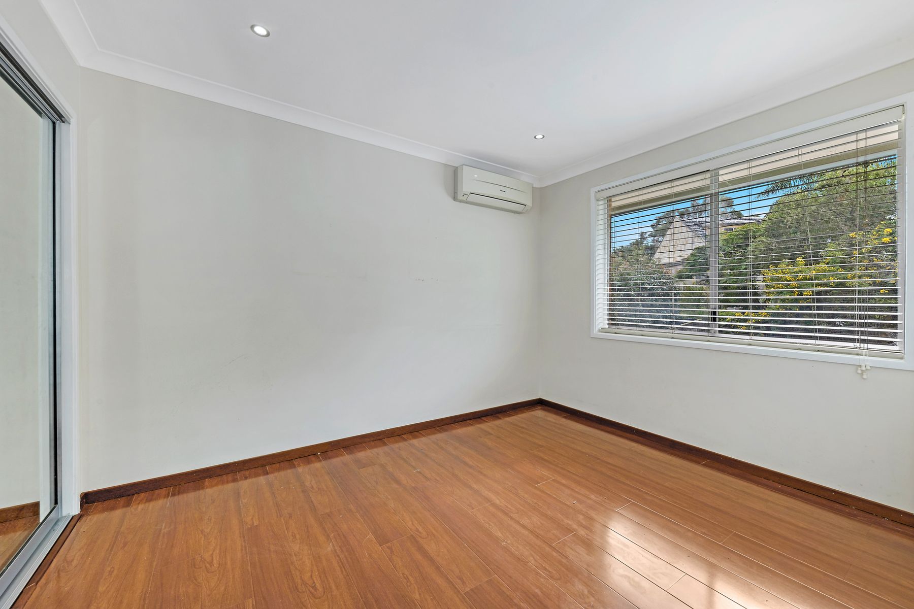 40 Fingal Avenue, Glenhaven 8