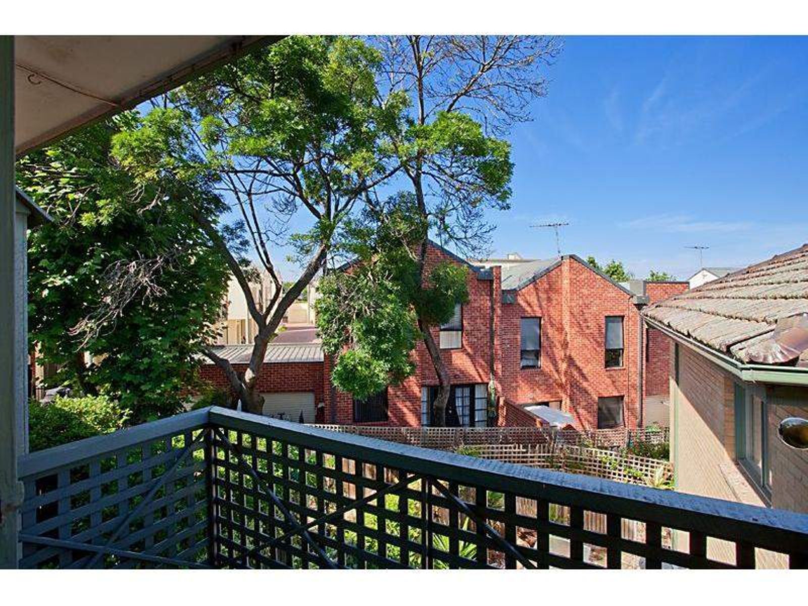 5/18 Fisher Parade, Ascot Vale - Thumbnail 2