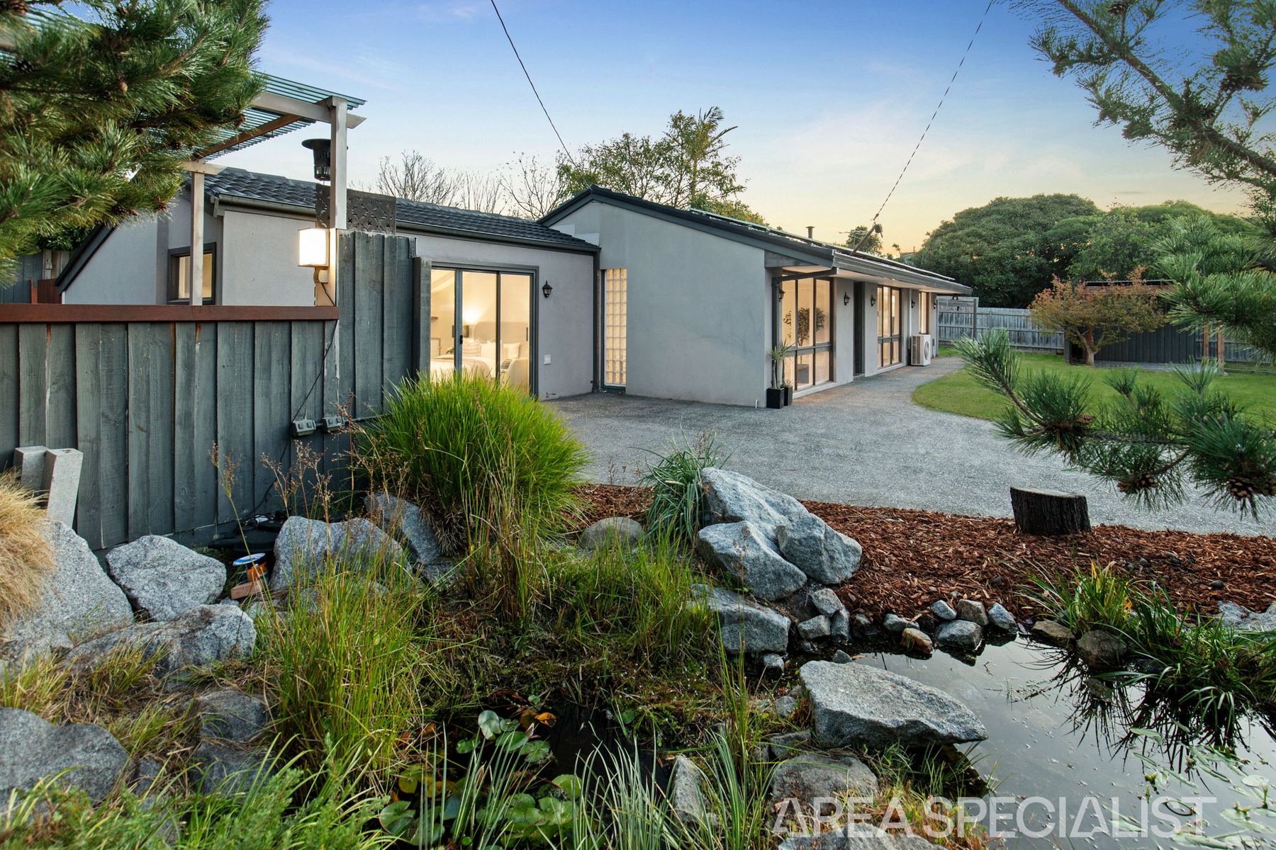 319 Cranbourne Road, Frankston, Frankston - Thumbnail 3