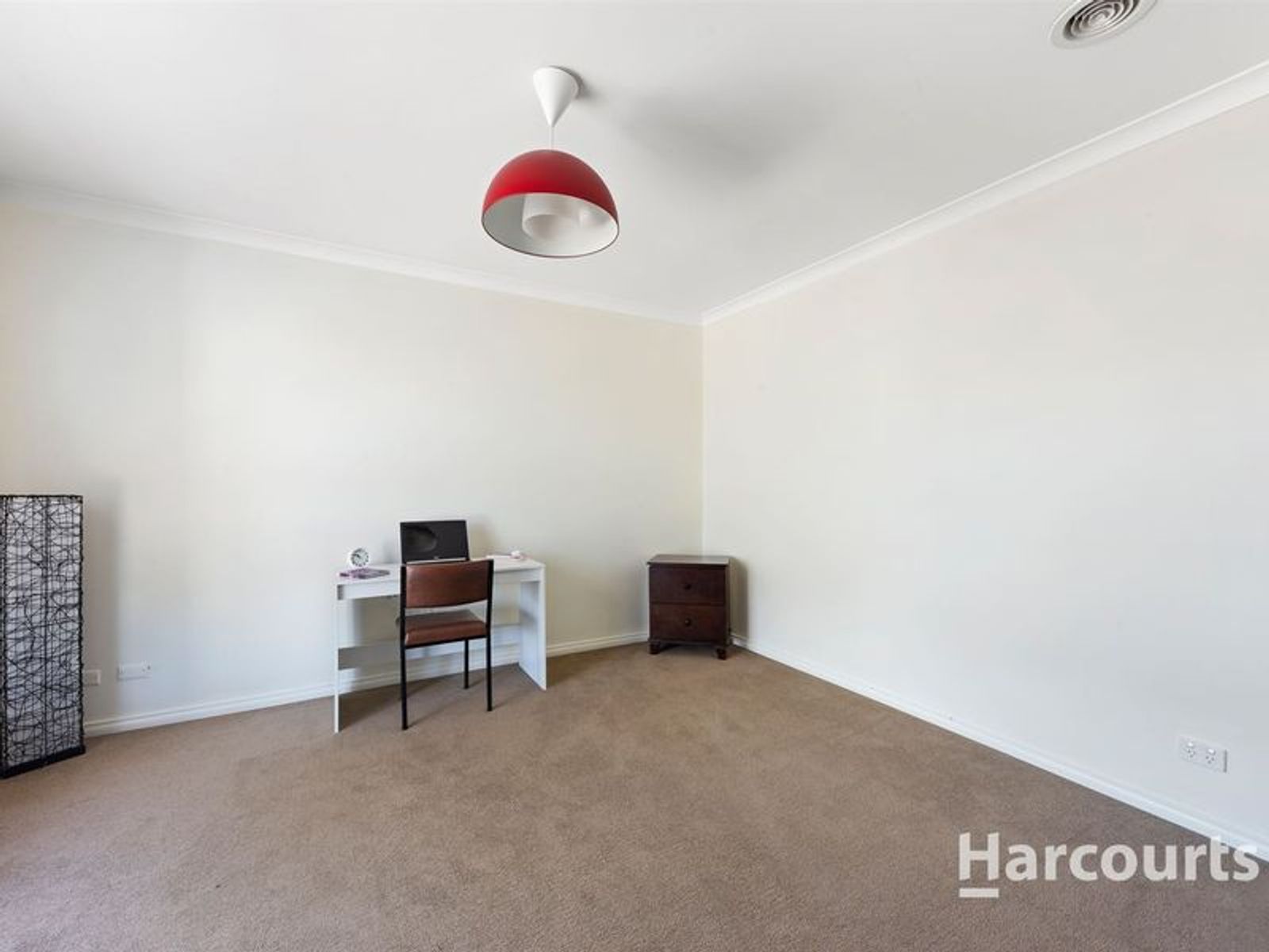 27 Cunningham Chase, Burnside Heights, Burnside Heights - Thumbnail 2