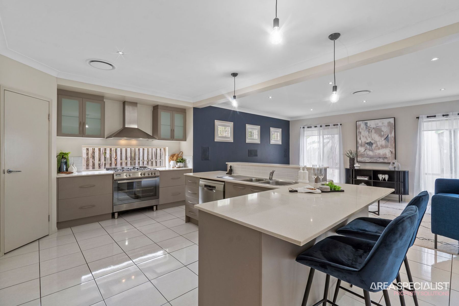 15 Strathburn Crescent, Ormeau, Ormeau - Thumbnail 6