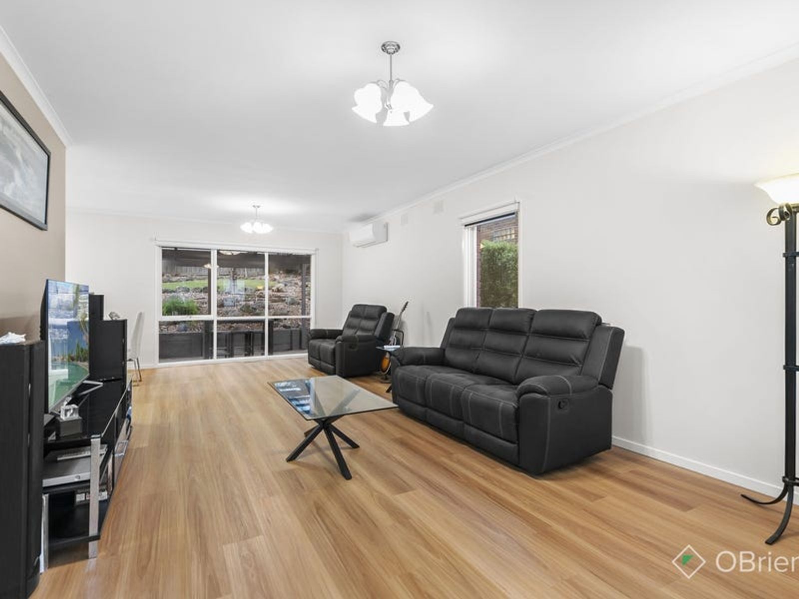 16 Sutherland Court, Endeavour Hills, VIC 3802, Endeavour Hills - Thumbnail 4