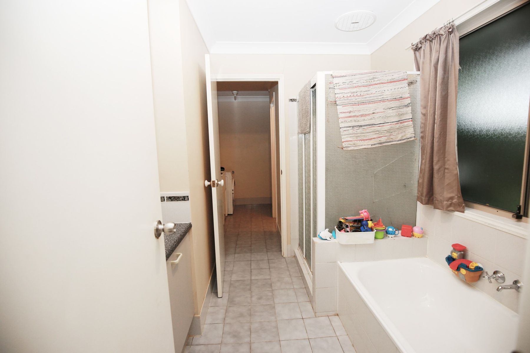 29 Parkside Drive, Crestmead QLD 4132, Crestmead - Thumbnail 4