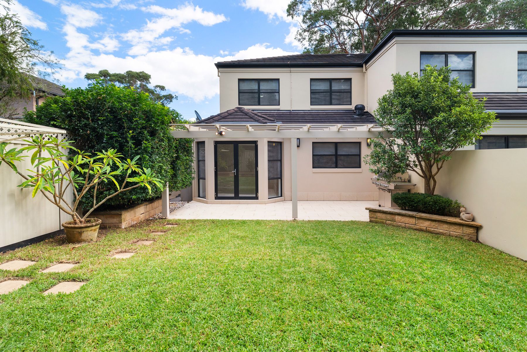 855 Henry Lawson Drive, Picnic Point NSW 2213, Picnic Point - Thumbnail 8