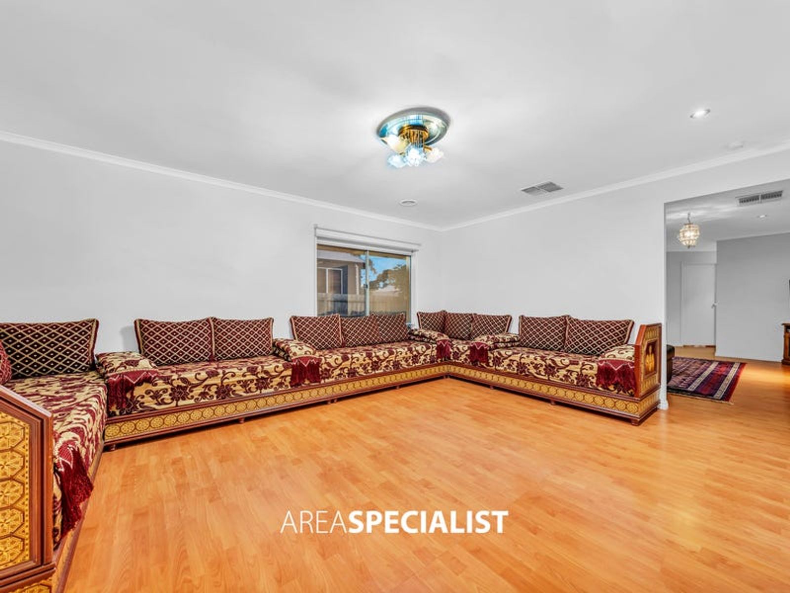 11 Redwood Avenue, Hampton Park, VIC 3976, Hampton Park - Thumbnail 2