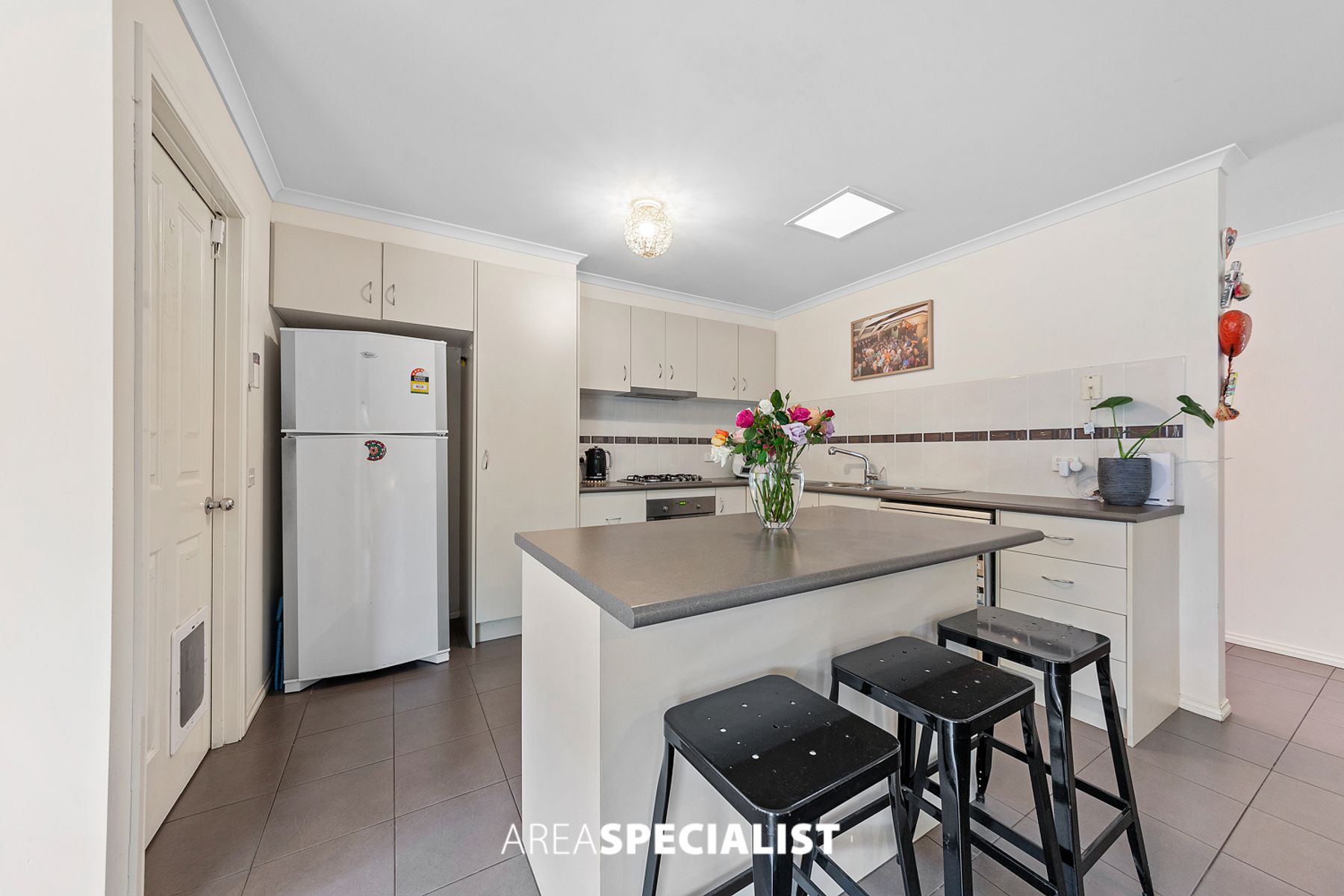 20 Windermere Boulevard, Pakenham, VIC 3810, Pakenham - Thumbnail 4