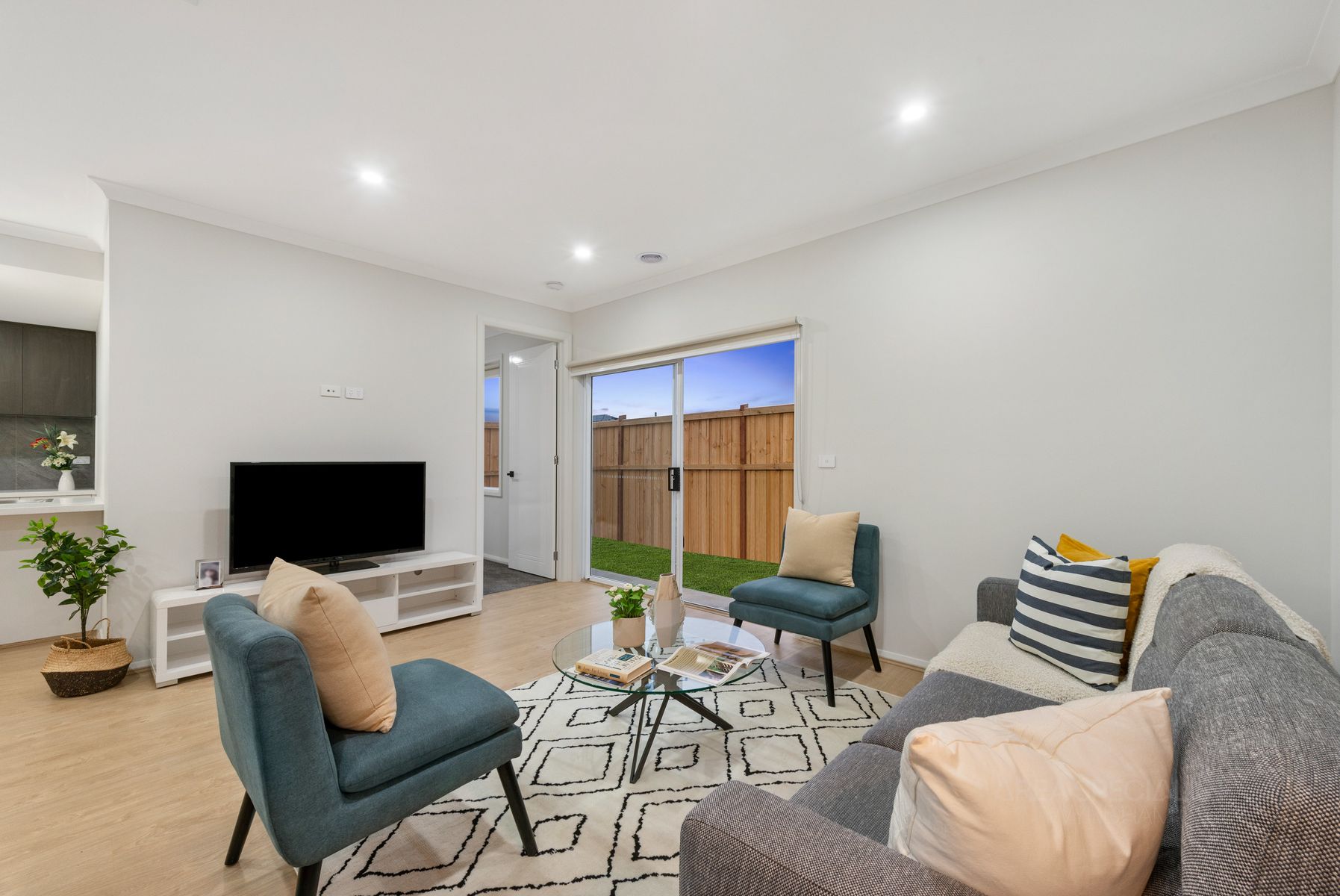 2 Libra Road, Weir Views, Weir Views - Thumbnail 5
