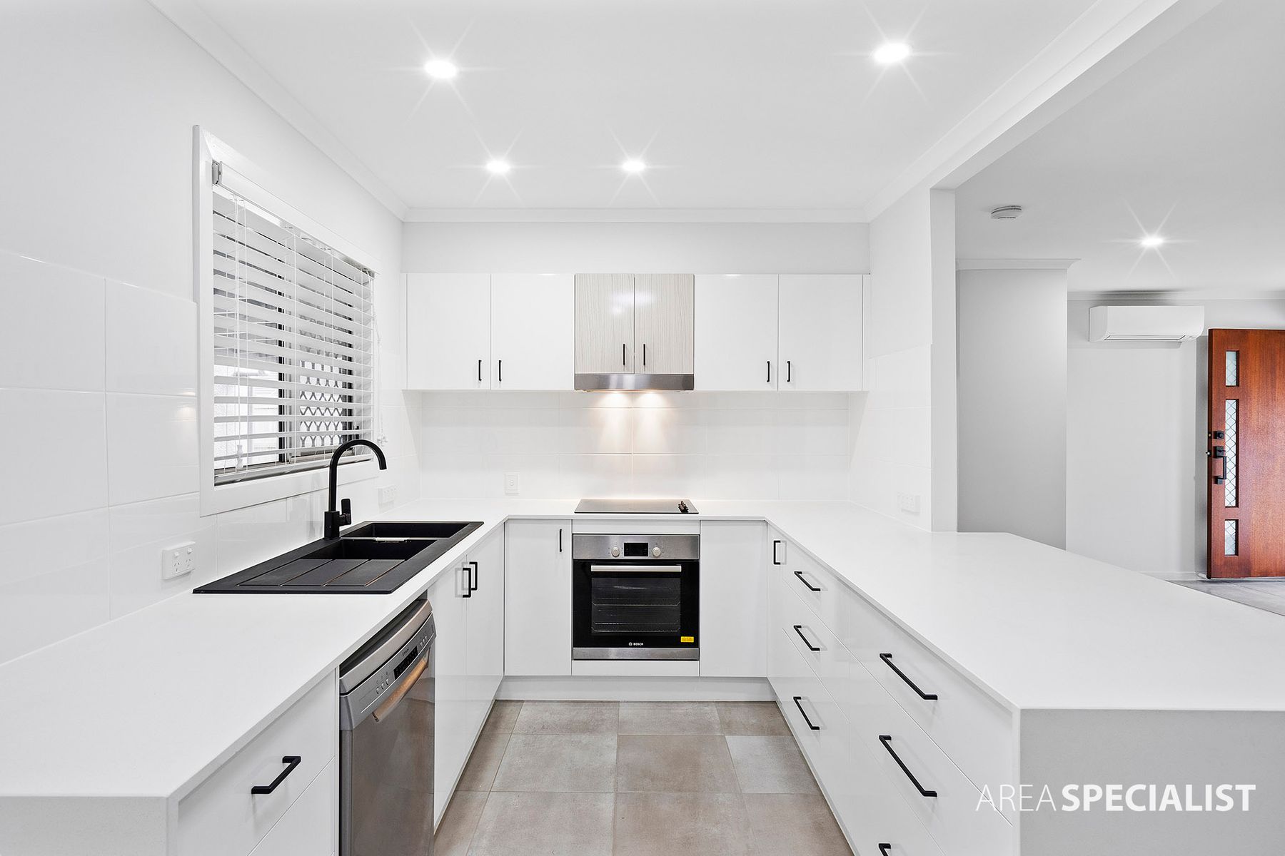 1816 Stapylton Jacobs Well Road, Jacobs Well, QLD 4208, Jacobs Well - Thumbnail 8