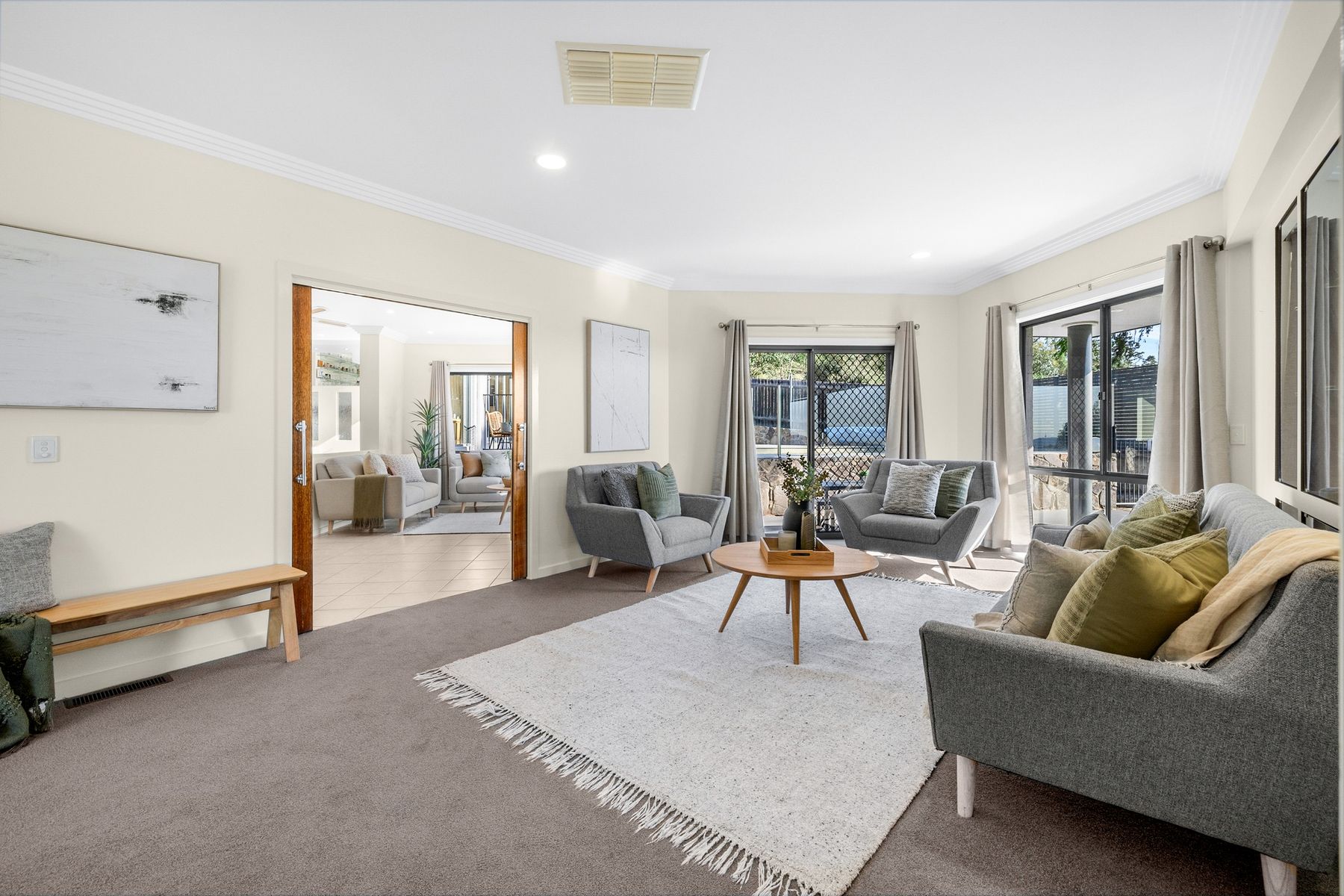 17 Lobelia Close, Jerrabomberra - Thumbnail 3