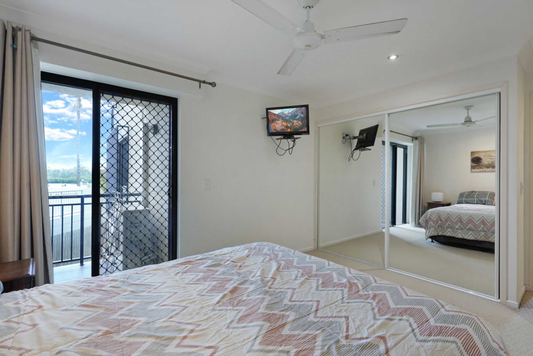 Unit 5, 8A Wyndham, Boyne Island   Web Resolution 8