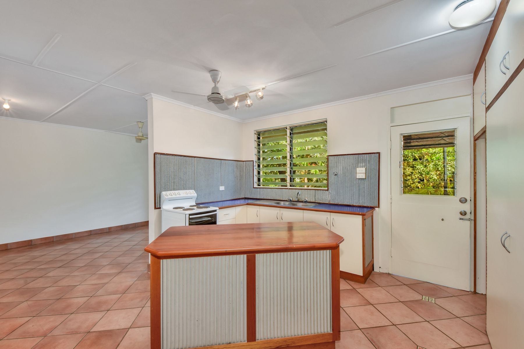 3 Burden Place, Millner NT 0810, Millner - Thumbnail 2